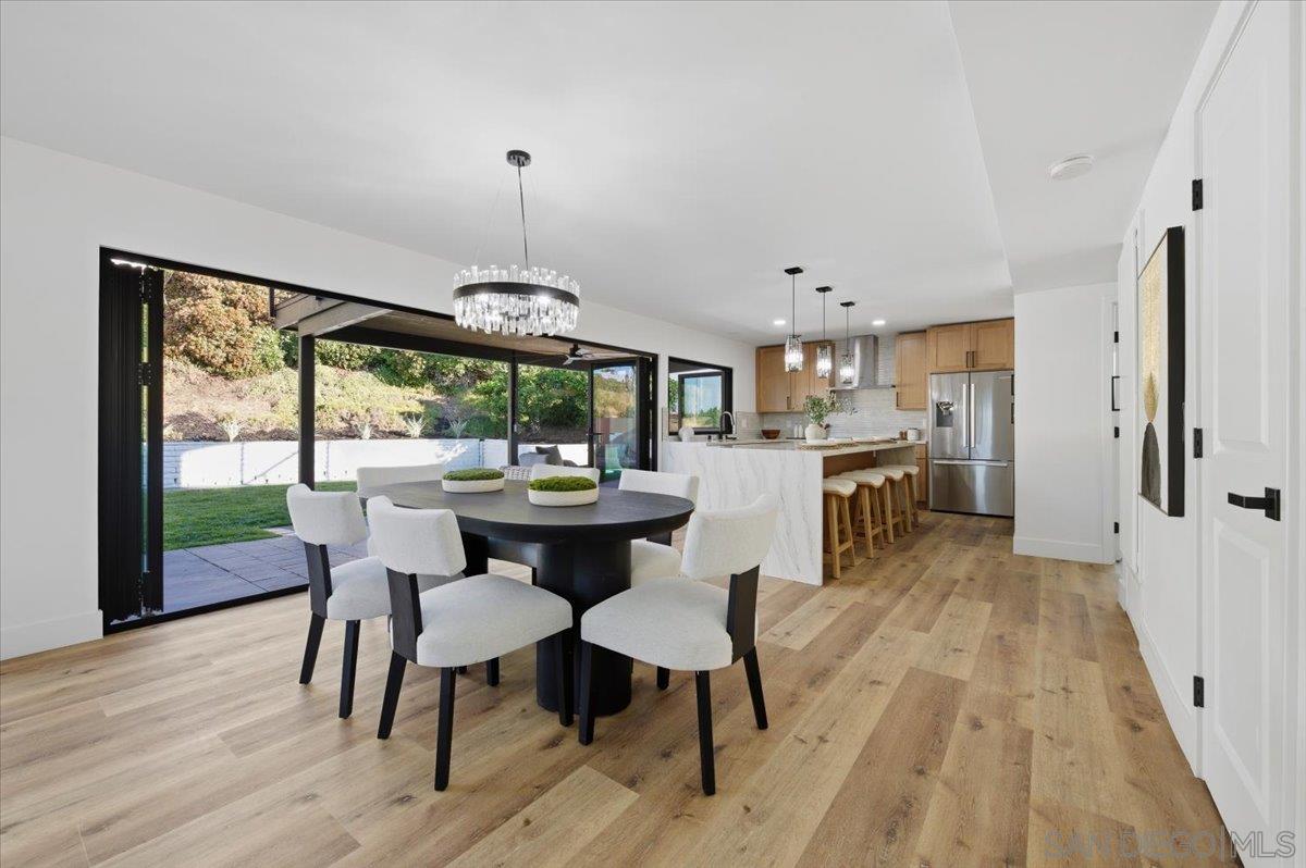 Detail Gallery Image 13 of 30 For 3590  Syracuse Ave, San Diego,  CA 92122 - 5 Beds | 3 Baths