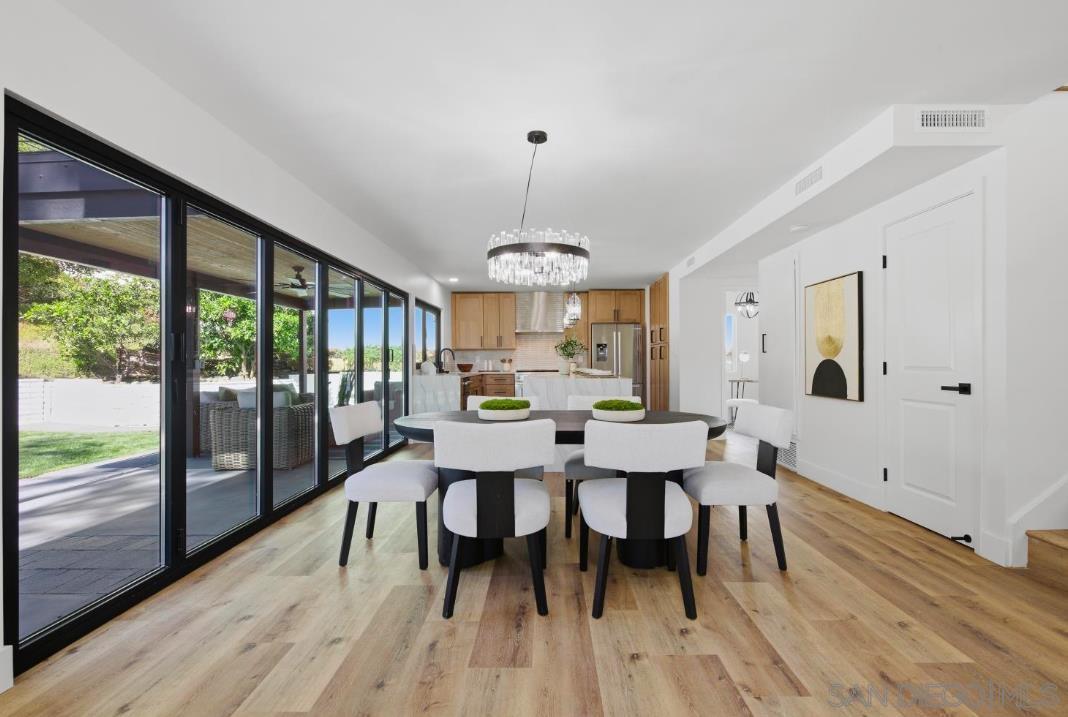 Detail Gallery Image 15 of 30 For 3590  Syracuse Ave, San Diego,  CA 92122 - 5 Beds | 3 Baths