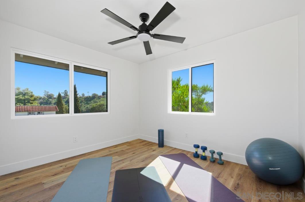 Detail Gallery Image 22 of 30 For 3590  Syracuse Ave, San Diego,  CA 92122 - 5 Beds | 3 Baths