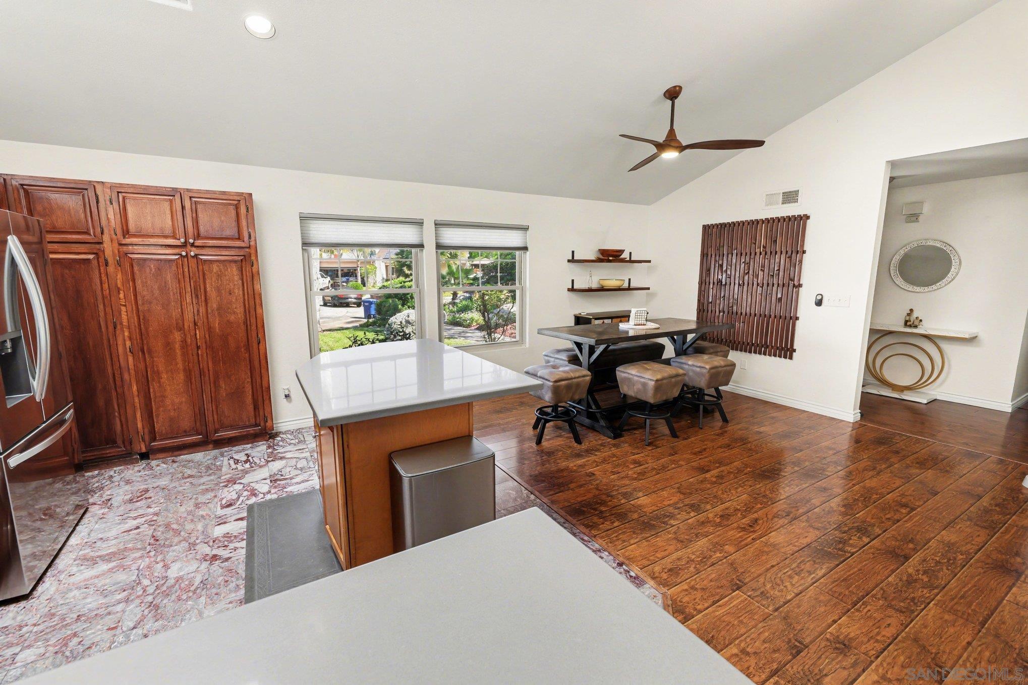 Detail Gallery Image 16 of 28 For 9939  Crestlane Court, Spring Valley,  CA 91977 - 3 Beds | 2 Baths