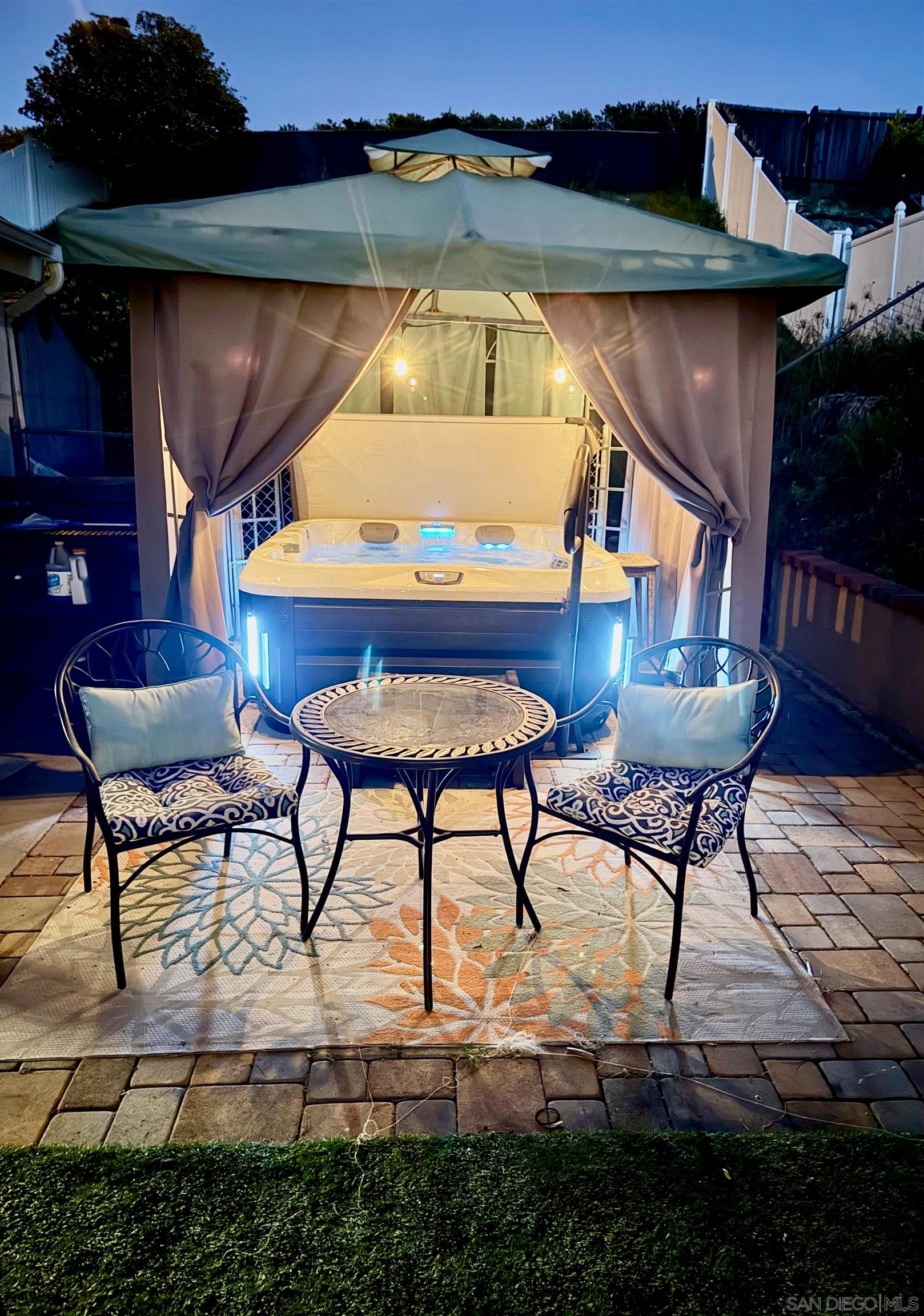 Detail Gallery Image 28 of 28 For 9939  Crestlane Court, Spring Valley,  CA 91977 - 3 Beds | 2 Baths