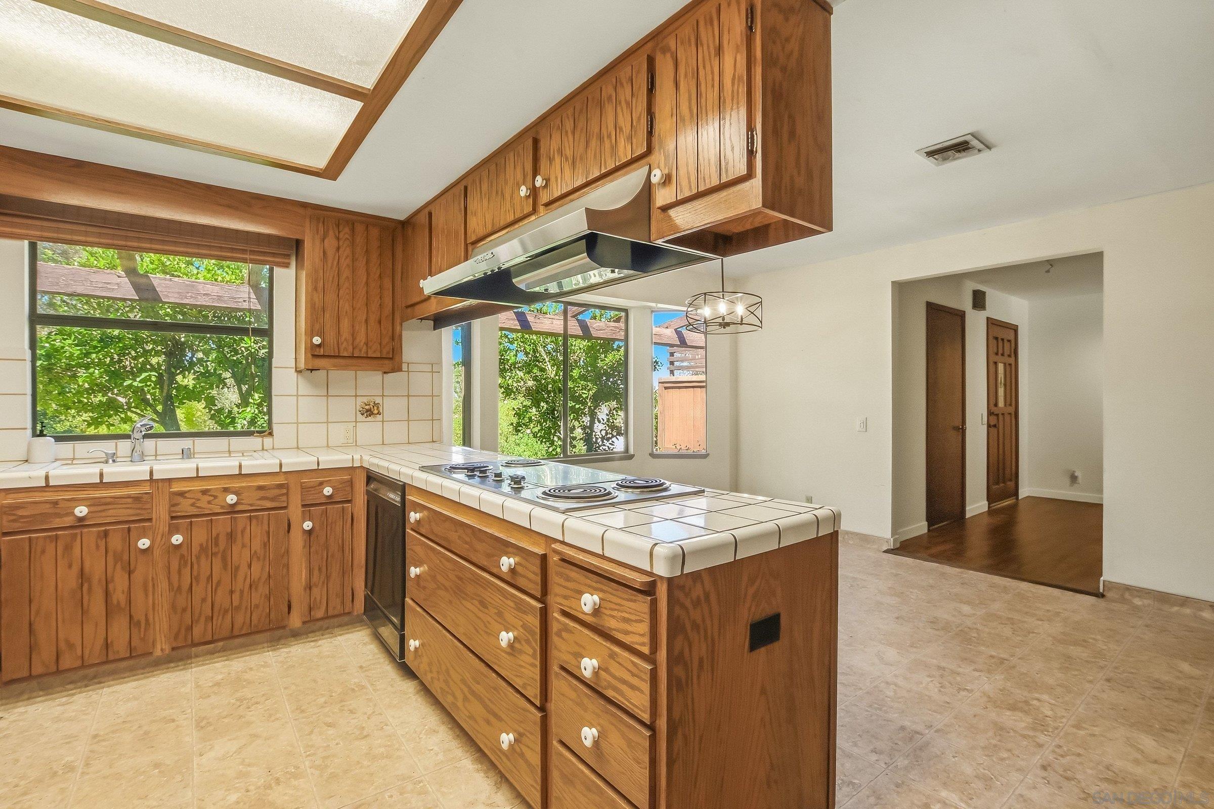 Detail Gallery Image 14 of 43 For 9907  Anderson Ranch Rd, Descanso,  CA 91916 - 3 Beds | 2/1 Baths