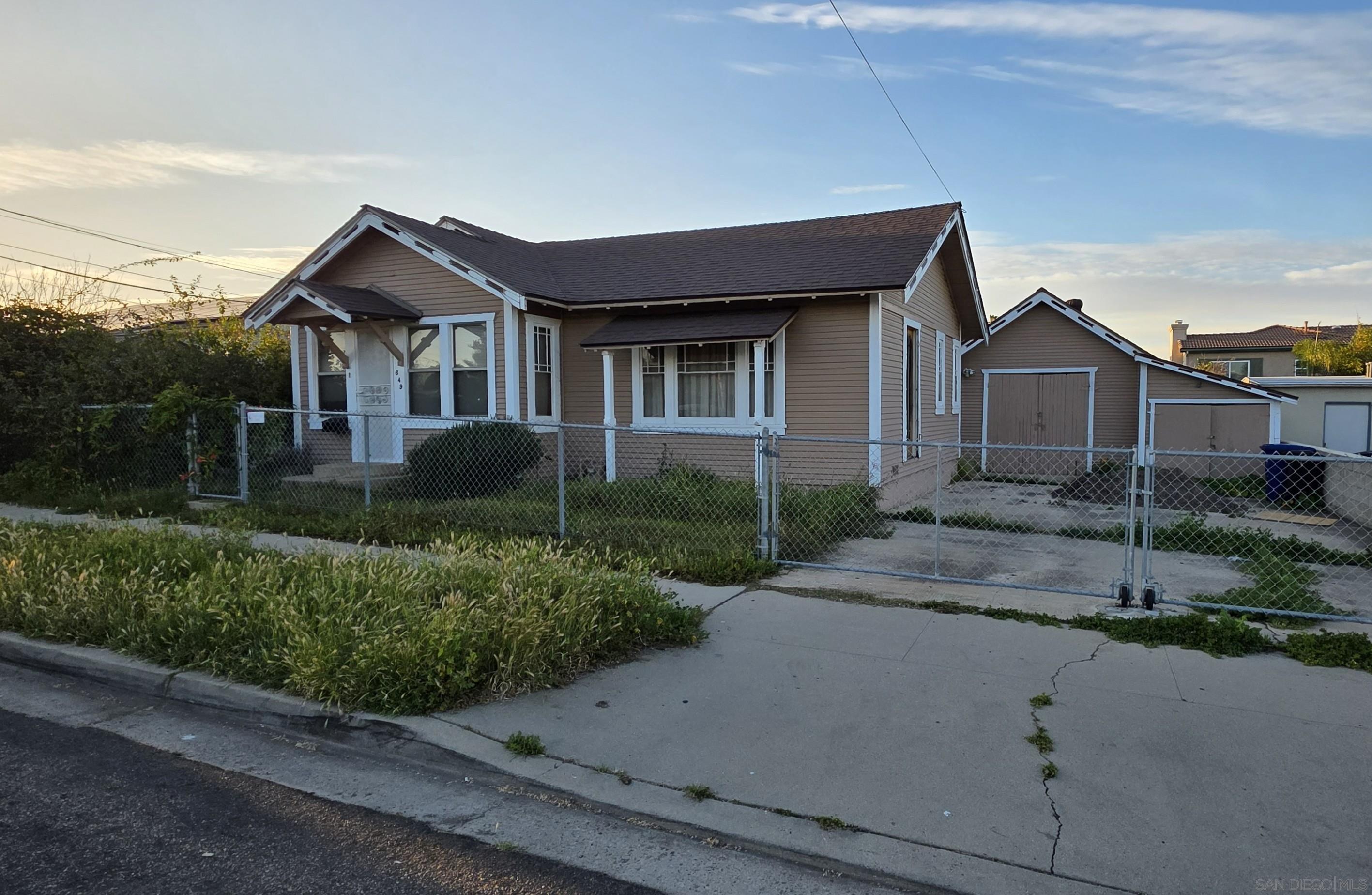 Detail Gallery Image 3 of 3 For 649  Chula Vista, Chula Vista,  CA 91910 - 3 Beds | 1 Baths