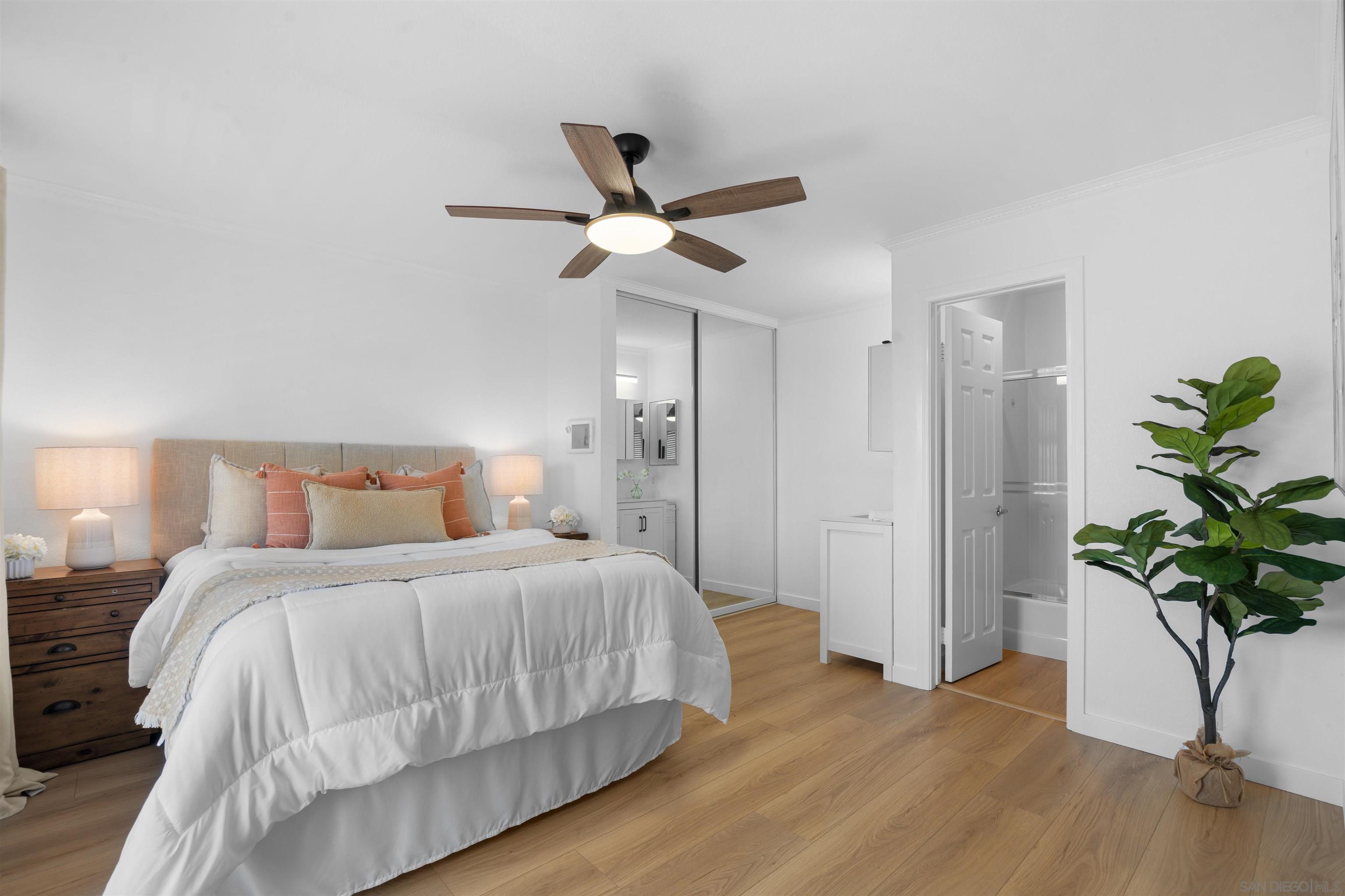 Detail Gallery Image 10 of 20 For 3975  Hortensia St  #E7,  San Diego,  CA 92110 - 2 Beds | 2 Baths