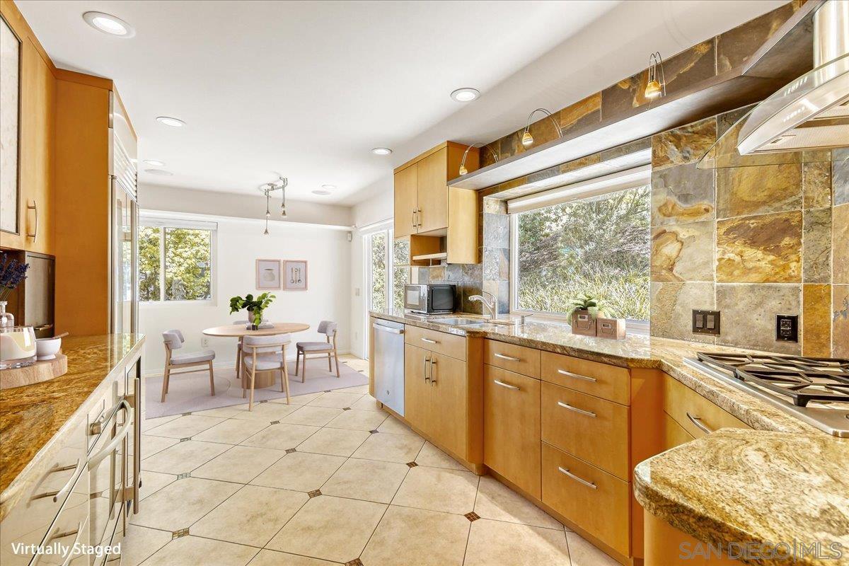 Detail Gallery Image 6 of 41 For 6157  Caminito Pan, San Diego,  CA 92120 - 4 Beds | 2/1 Baths