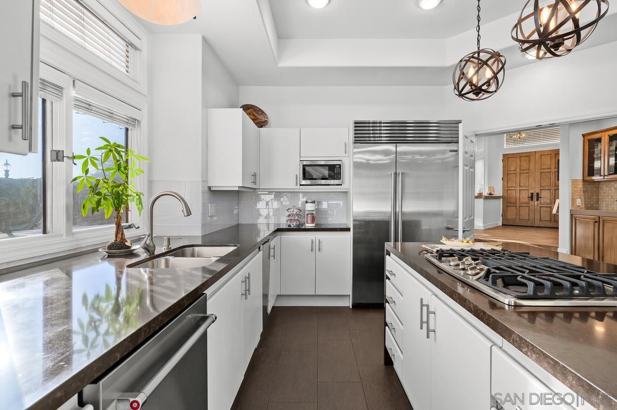 Detail Gallery Image 14 of 52 For 4251  Trias St, San Diego,  CA 92103 - 3 Beds | 3/1 Baths