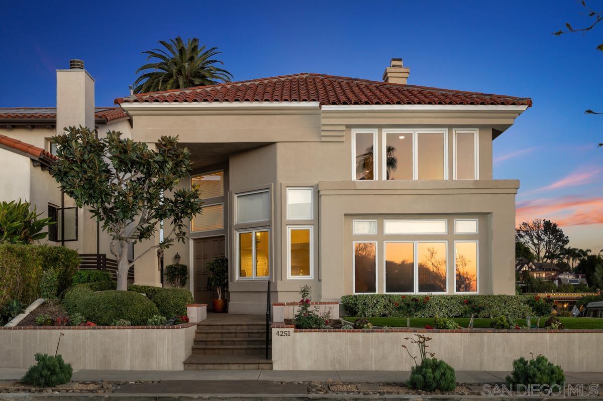 Detail Gallery Image 3 of 52 For 4251  Trias St, San Diego,  CA 92103 - 3 Beds | 3/1 Baths