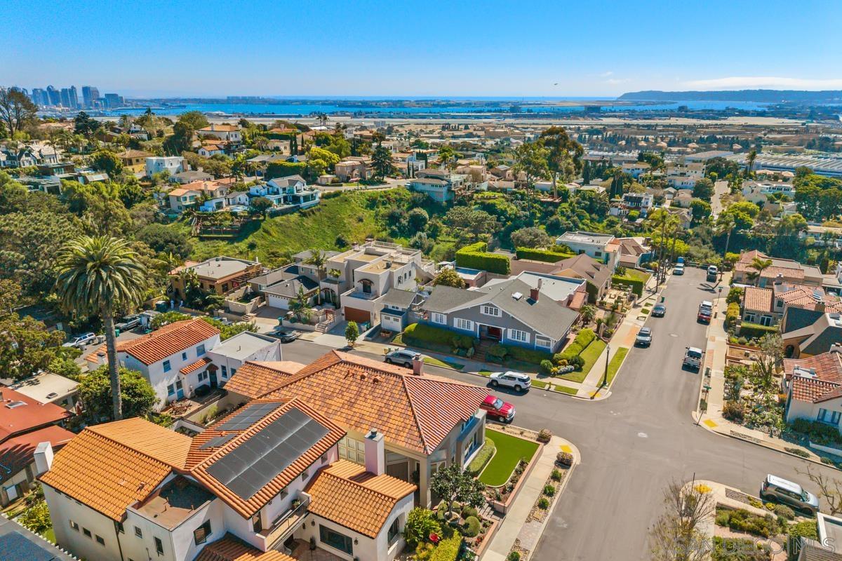 Detail Gallery Image 40 of 52 For 4251  Trias St, San Diego,  CA 92103 - 3 Beds | 3/1 Baths