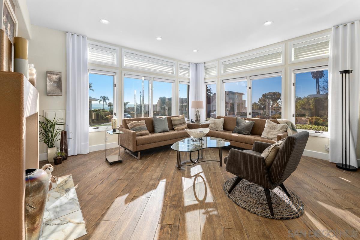 Detail Gallery Image 6 of 52 For 4251  Trias St, San Diego,  CA 92103 - 3 Beds | 3/1 Baths