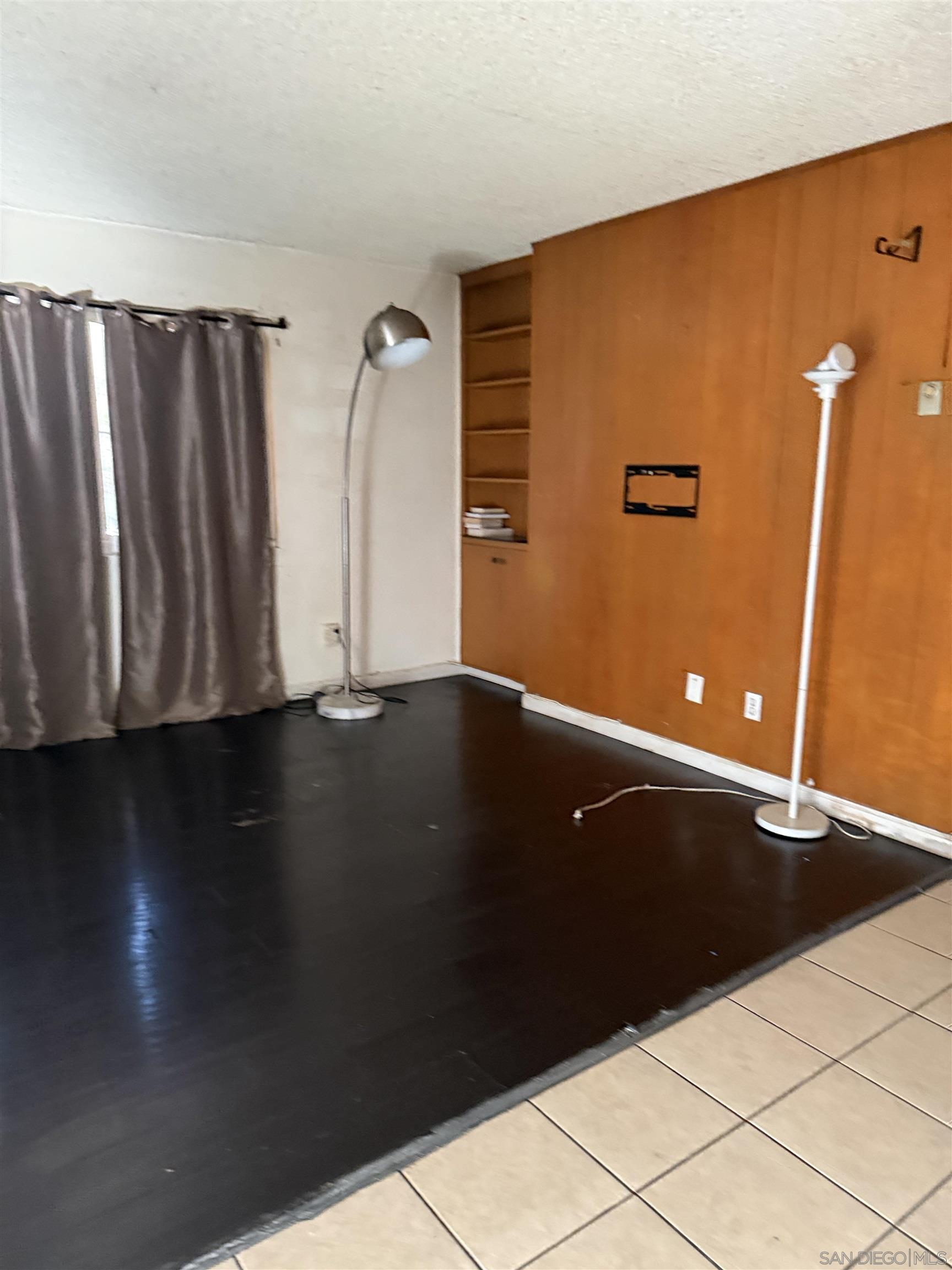 Detail Gallery Image 2 of 3 For 4267  44th  #8,  San Diego,  CA 92115 - 2 Beds | 2 Baths