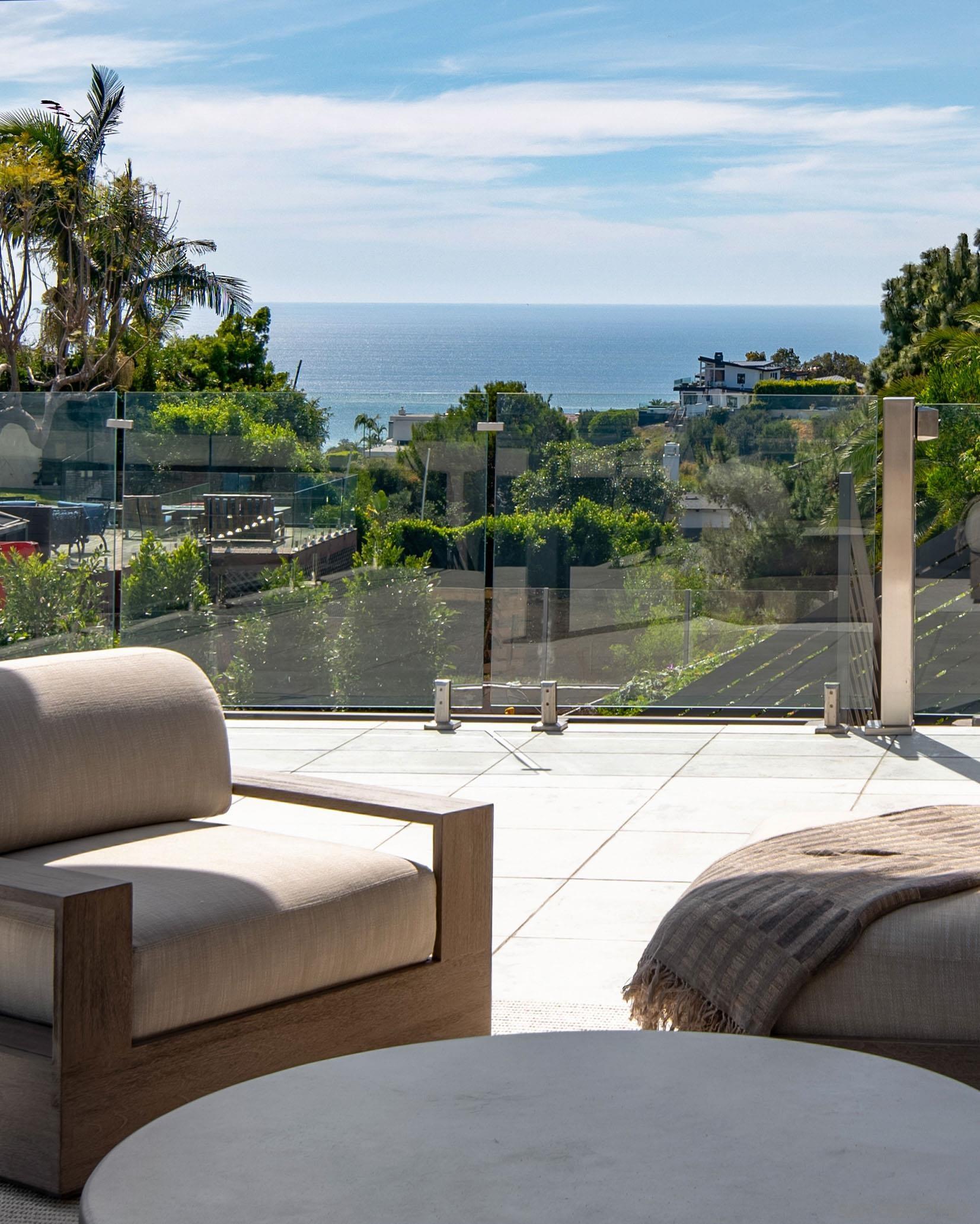 Detail Gallery Image 2 of 72 For 5780  Rutgers Road, La Jolla,  CA 92037 - 6 Beds | 5/1 Baths