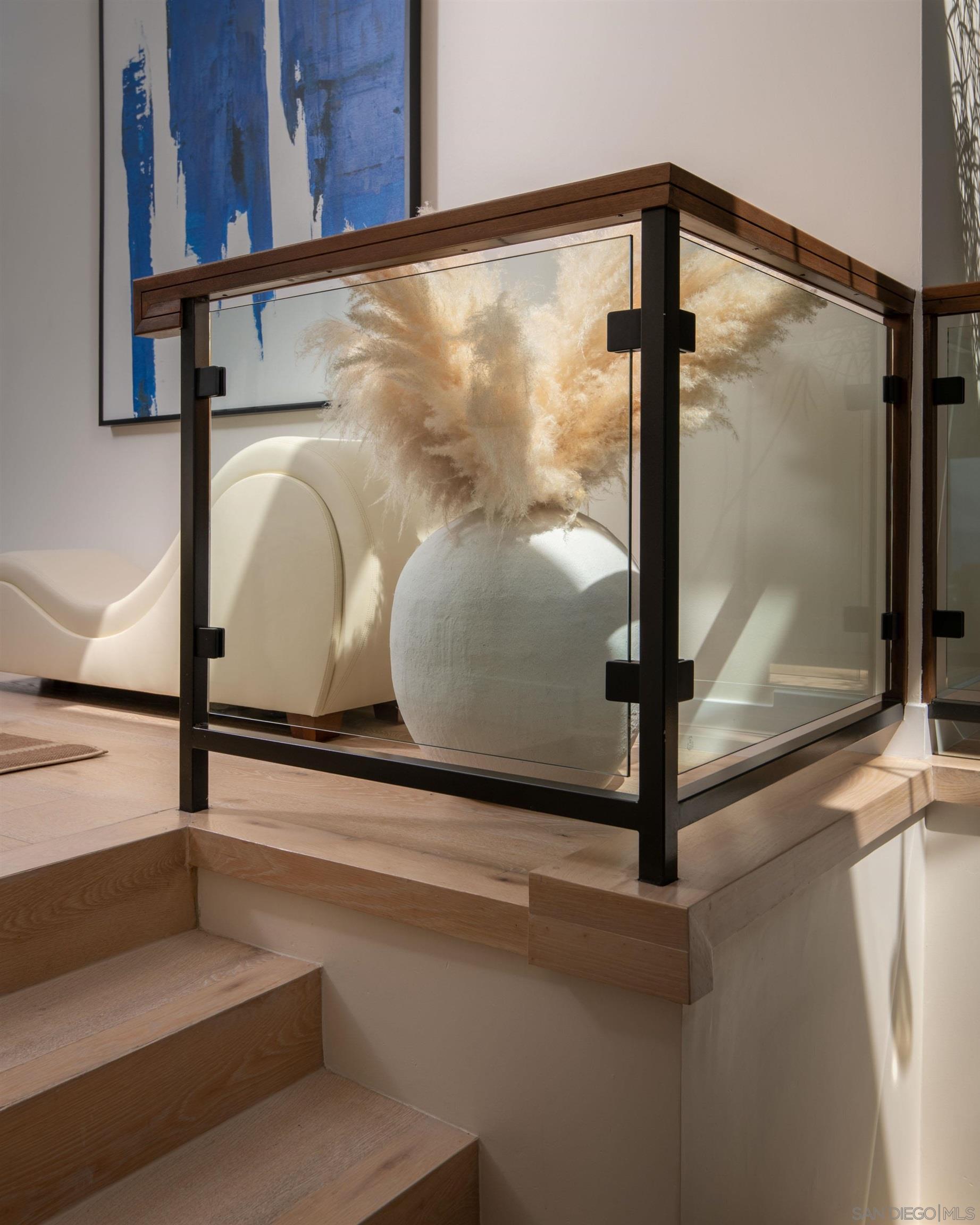 Detail Gallery Image 16 of 72 For 5780  Rutgers Road, La Jolla,  CA 92037 - 6 Beds | 5/1 Baths