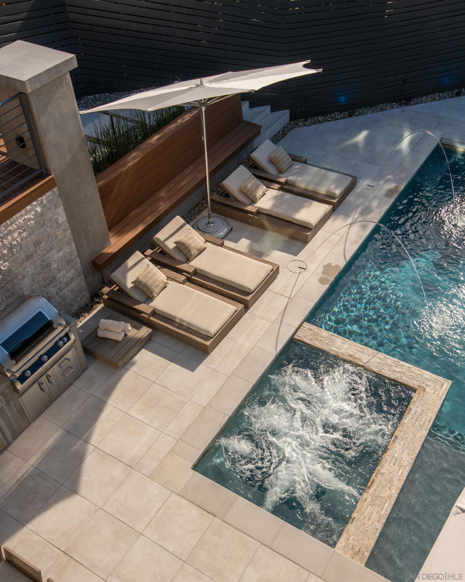 Detail Gallery Image 33 of 68 For 5780  Rutgers Road, La Jolla,  CA 92037 - 6 Beds | 5/1 Baths