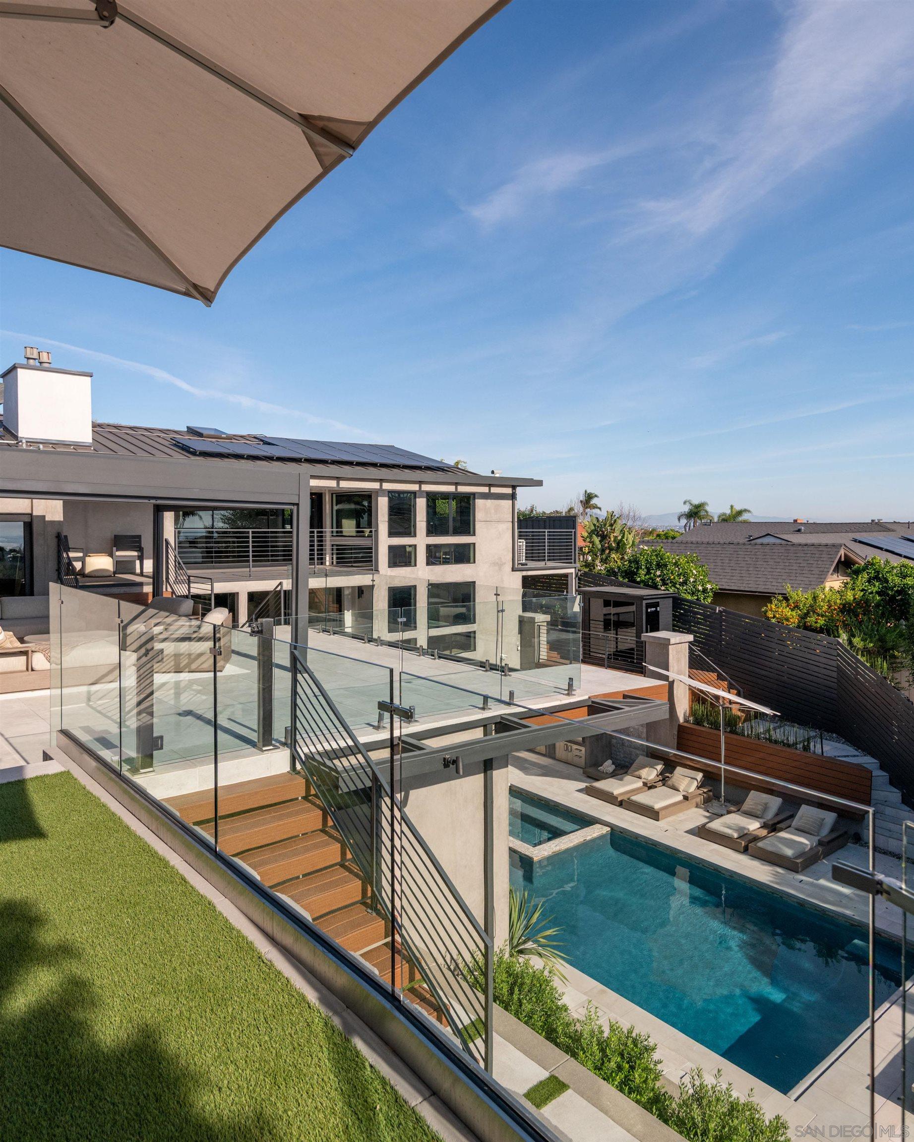 Detail Gallery Image 39 of 72 For 5780  Rutgers Road, La Jolla,  CA 92037 - 6 Beds | 5/1 Baths