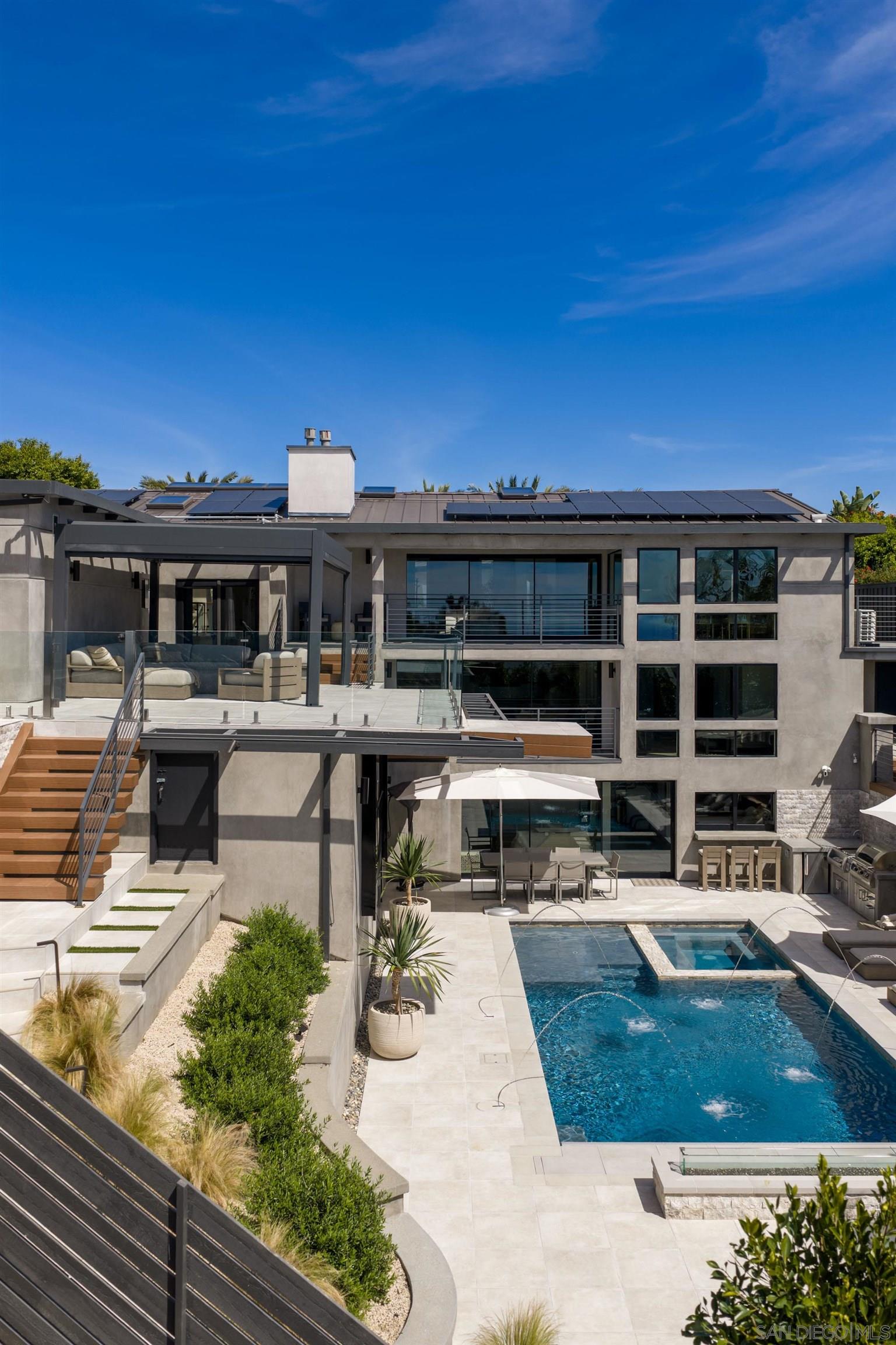 Detail Gallery Image 40 of 72 For 5780  Rutgers Road, La Jolla,  CA 92037 - 6 Beds | 5/1 Baths