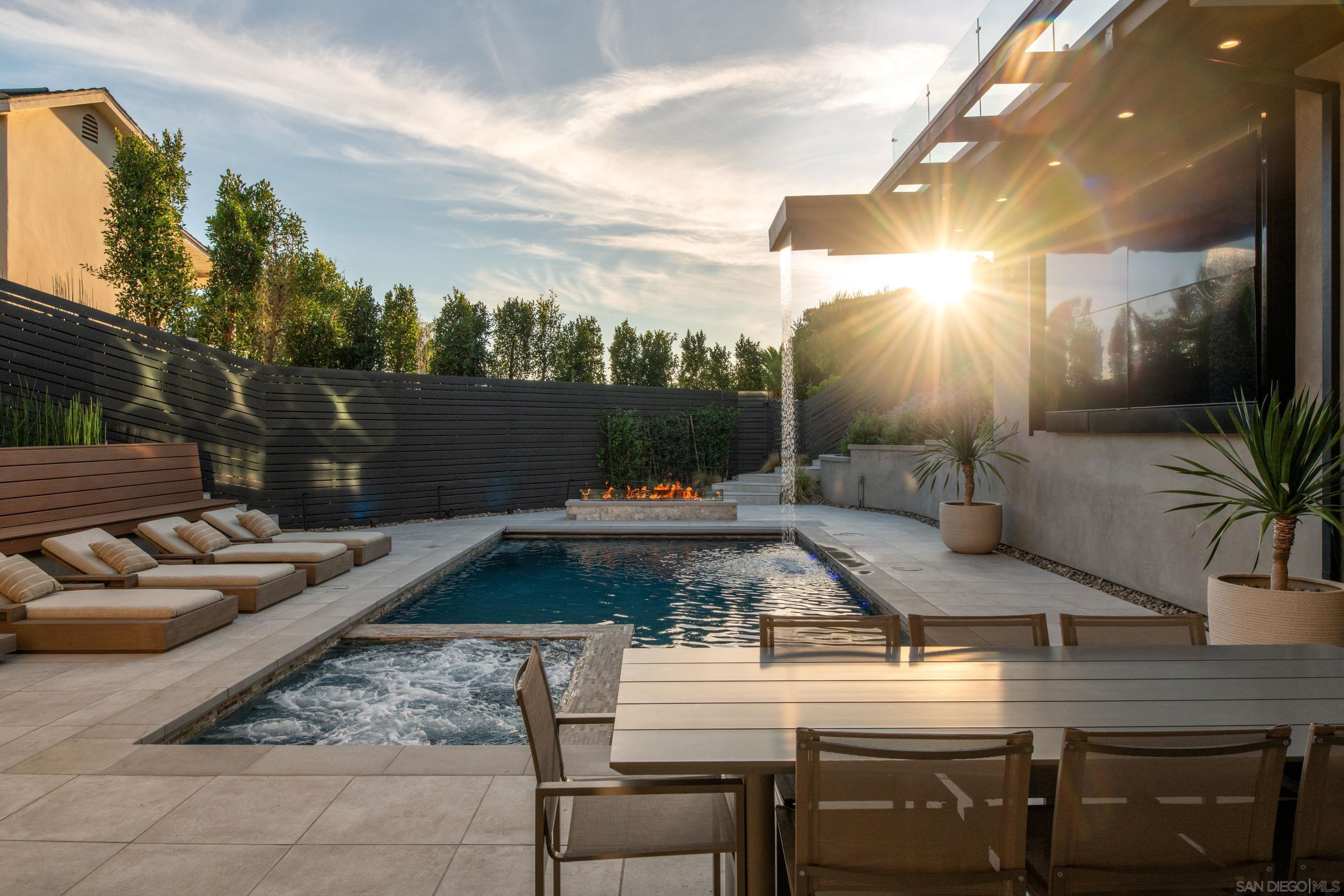 Detail Gallery Image 37 of 68 For 5780  Rutgers Road, La Jolla,  CA 92037 - 6 Beds | 5/1 Baths