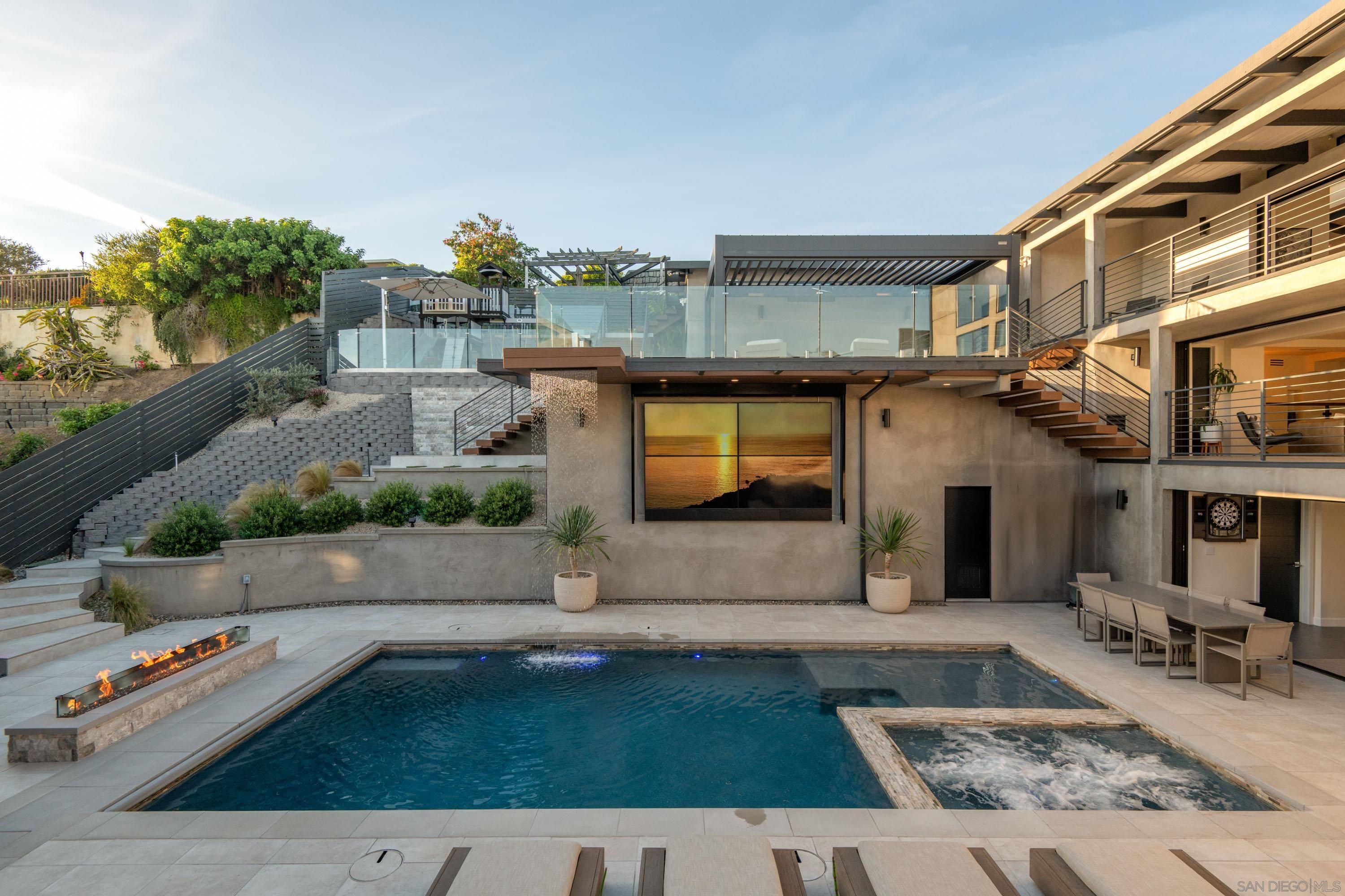 Detail Gallery Image 45 of 72 For 5780  Rutgers Road, La Jolla,  CA 92037 - 6 Beds | 5/1 Baths