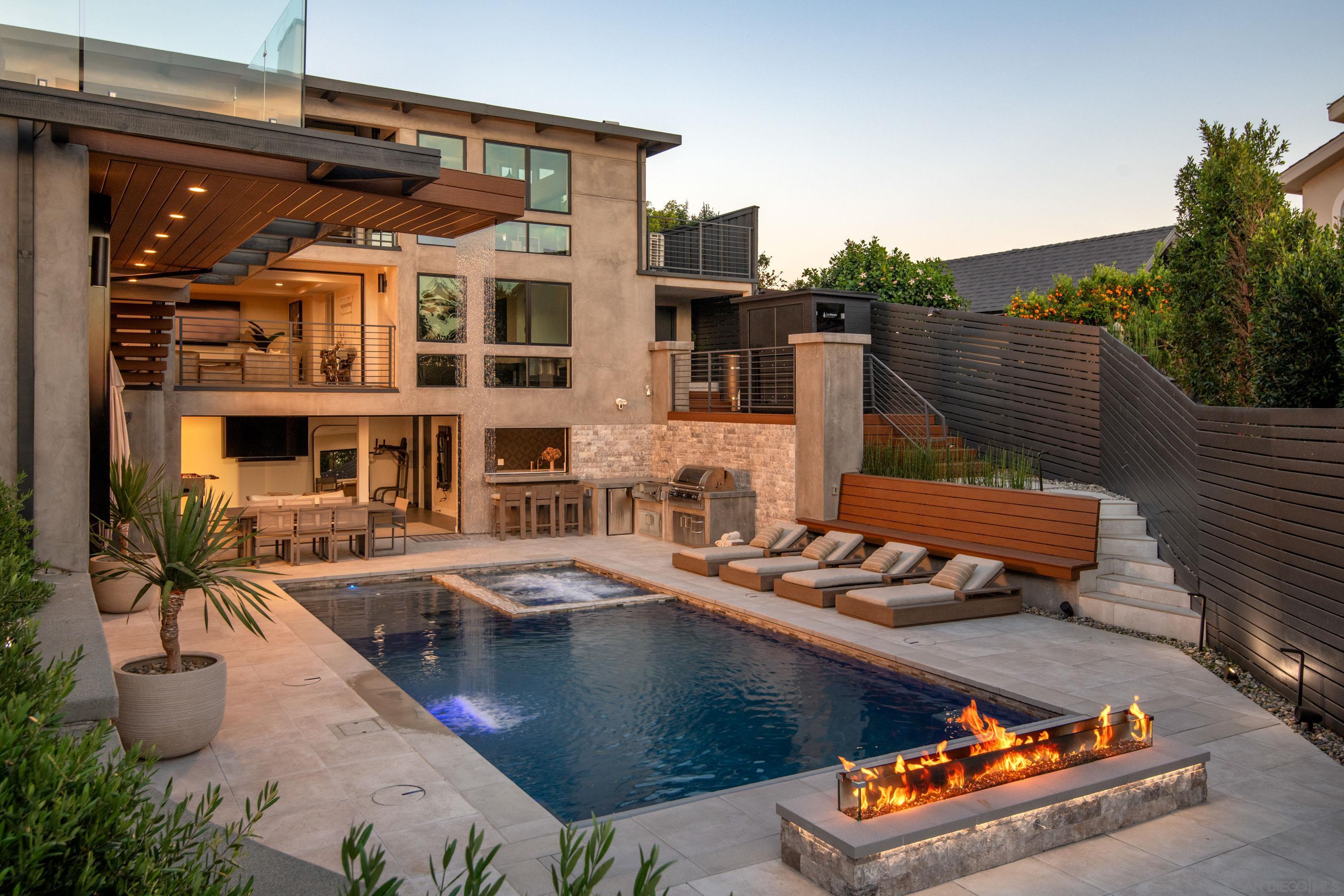 Detail Gallery Image 49 of 68 For 5780  Rutgers Road, La Jolla,  CA 92037 - 6 Beds | 5/1 Baths