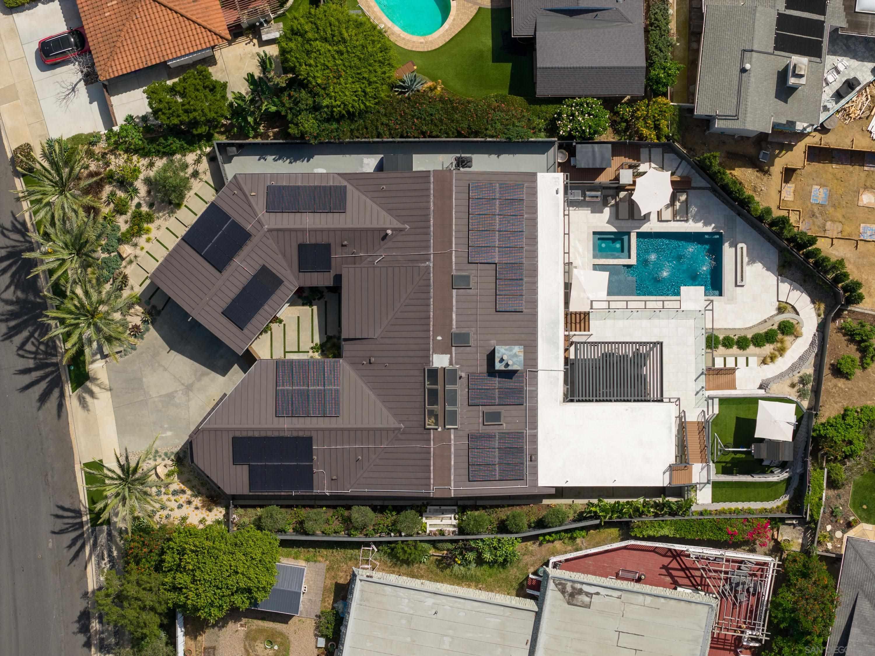 Detail Gallery Image 56 of 68 For 5780  Rutgers Road, La Jolla,  CA 92037 - 6 Beds | 5/1 Baths