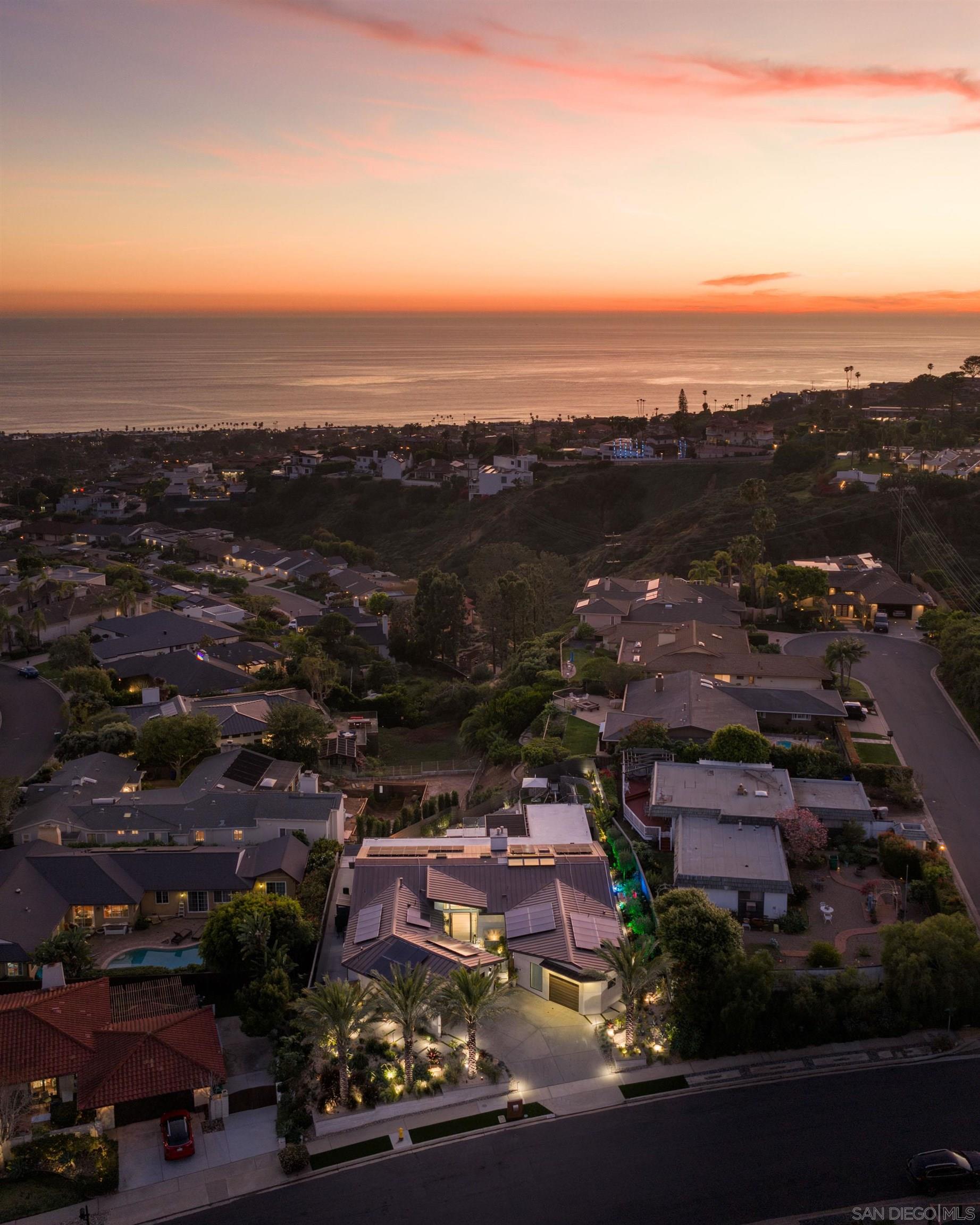 Detail Gallery Image 61 of 68 For 5780  Rutgers Road, La Jolla,  CA 92037 - 6 Beds | 5/1 Baths