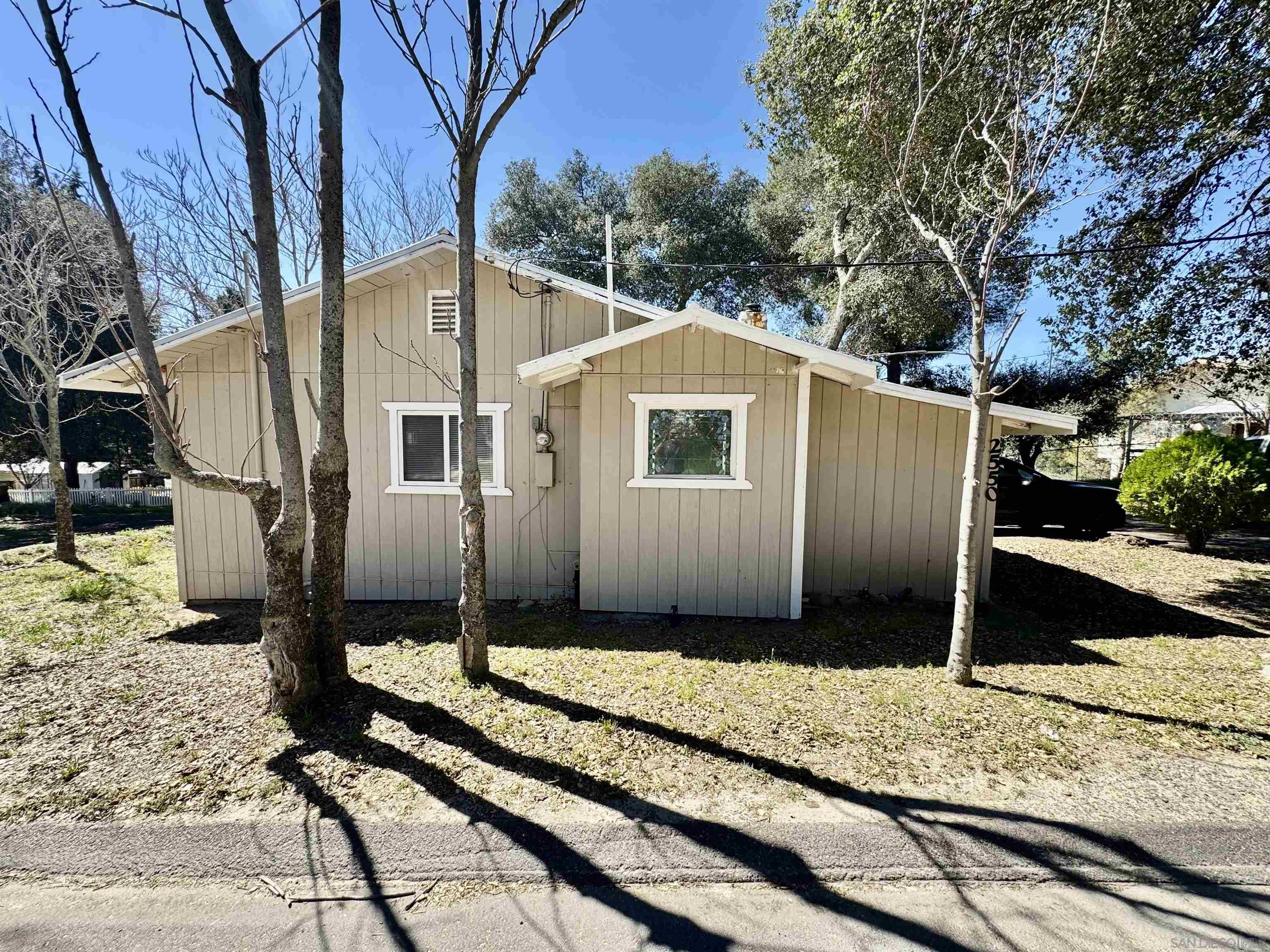 Front Image Thumbnail for SD260006681