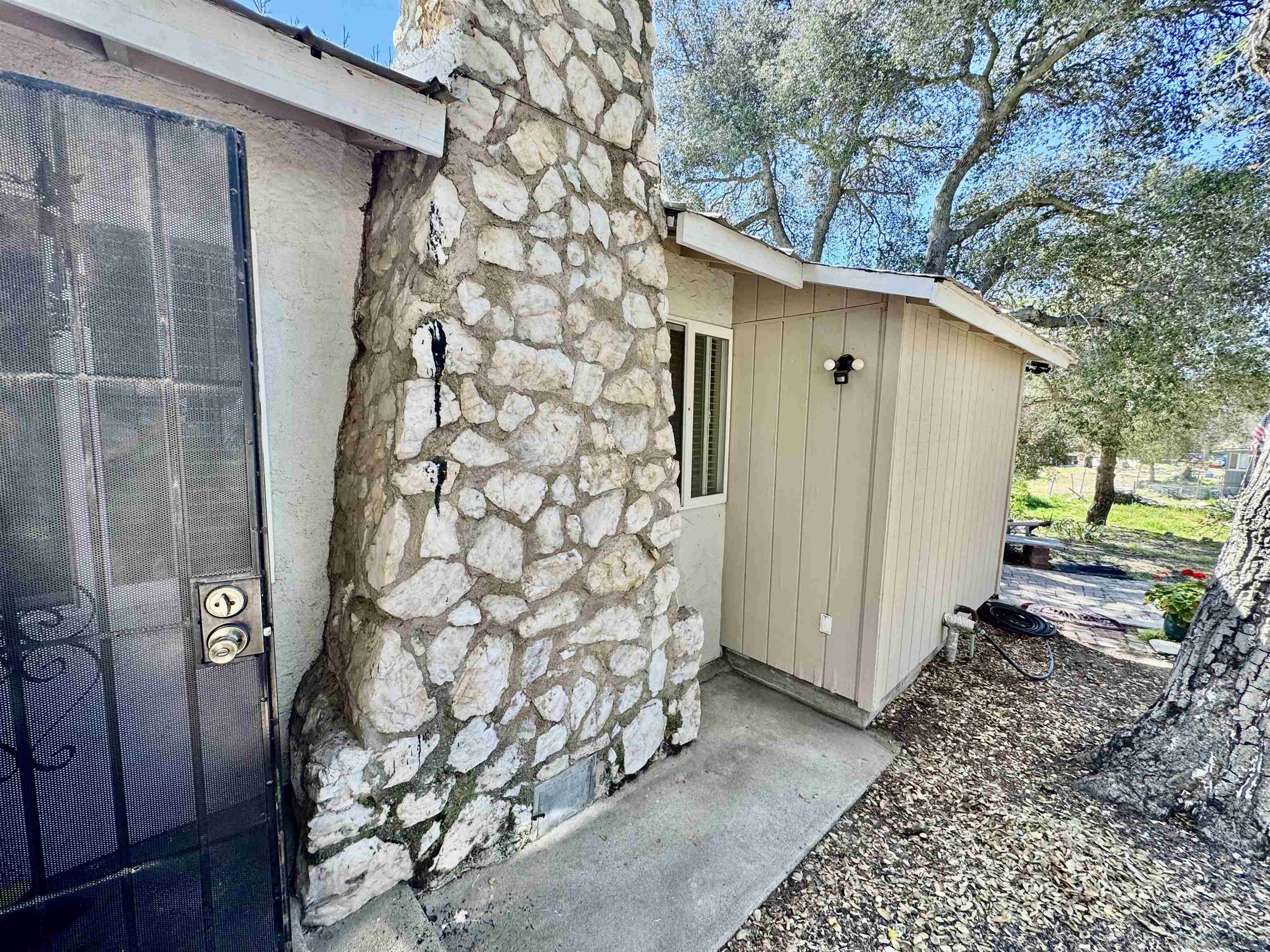 Detail Gallery Image 9 of 34 For 2550  Live Oak Trl, Boulevard,  CA 91905 - 2 Beds | 1 Baths