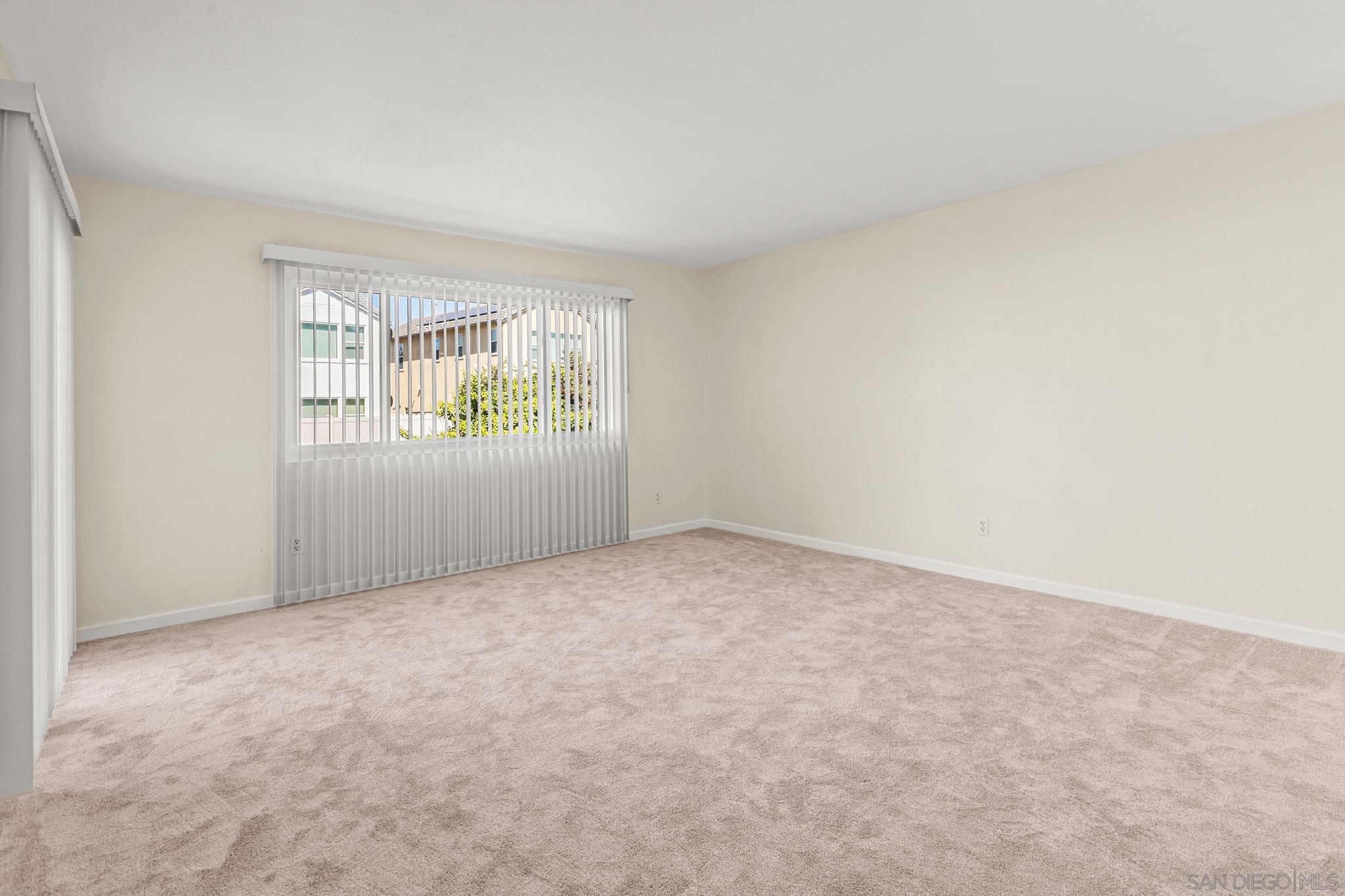 Detail Gallery Image 20 of 44 For 1320  La Mirada Ave, Escondido,  CA 92026 - 3 Beds | 2 Baths