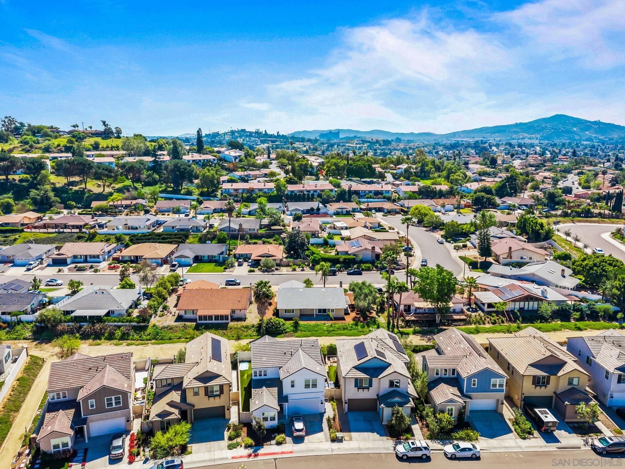Detail Gallery Image 39 of 44 For 1320  La Mirada Ave, Escondido,  CA 92026 - 3 Beds | 2 Baths