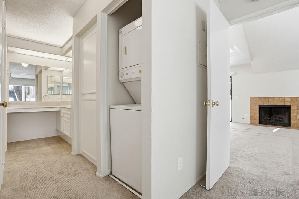 Detail Gallery Image 22 of 35 For 333 N Melore Drive  #D,  Vista,  CA 92083 - 1 Beds | 1 Baths