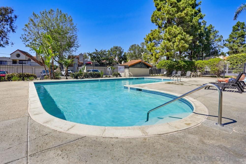 Detail Gallery Image 31 of 35 For 333 N Melore Drive  #D,  Vista,  CA 92083 - 1 Beds | 1 Baths