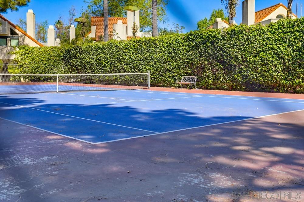 Detail Gallery Image 33 of 35 For 333 N Melore Drive  #D,  Vista,  CA 92083 - 1 Beds | 1 Baths