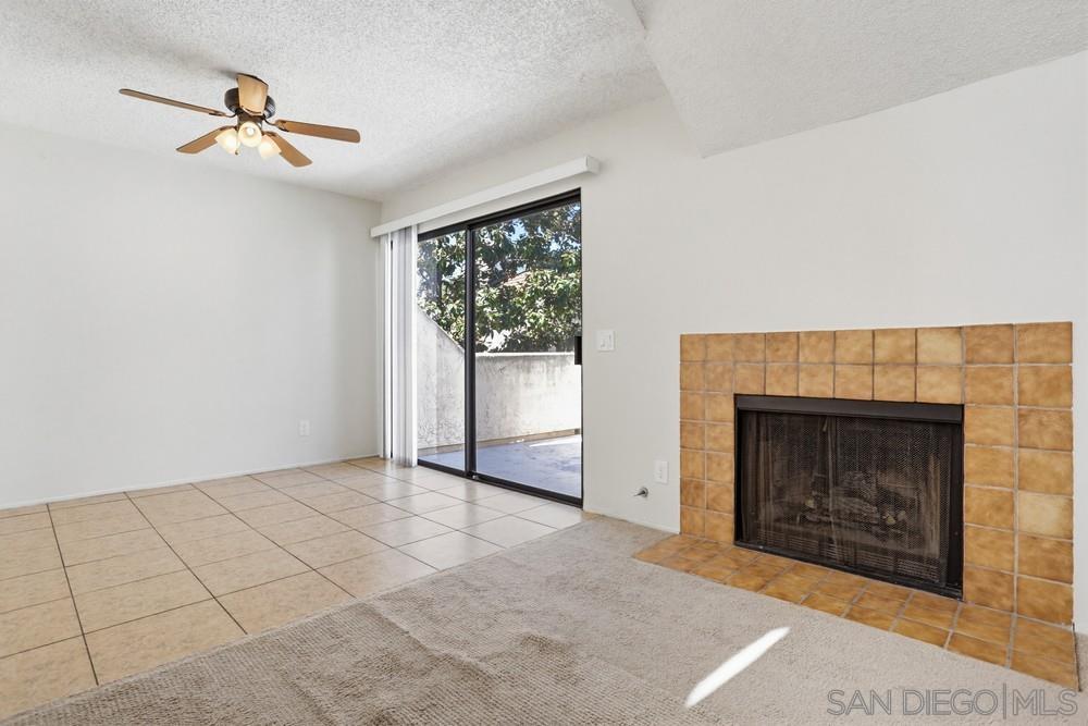 Detail Gallery Image 9 of 35 For 333 N Melore Drive  #D,  Vista,  CA 92083 - 1 Beds | 1 Baths