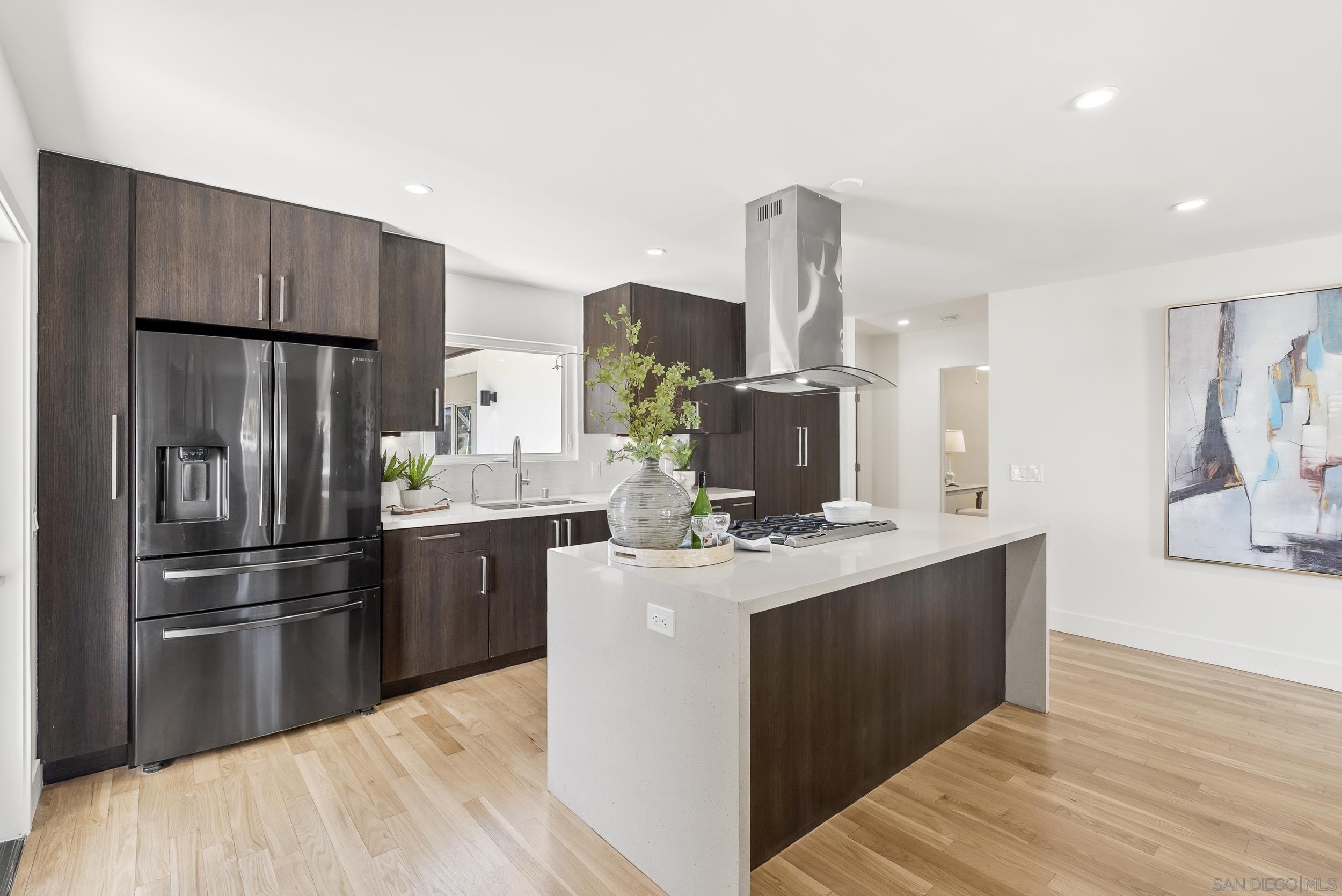 Detail Gallery Image 22 of 68 For 1275  Pennsylvania Ave, San Diego,  CA 92103 - 5 Beds | 4 Baths