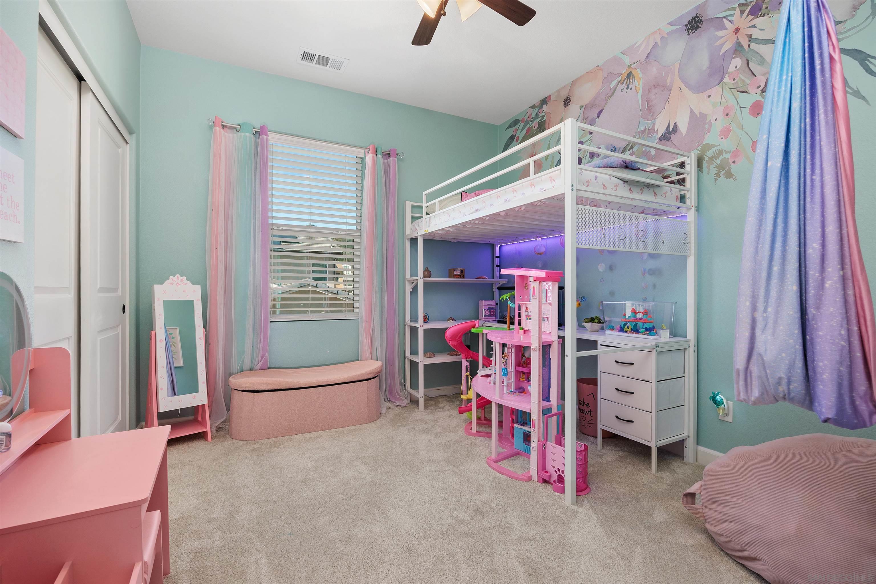 Detail Gallery Image 23 of 47 For 21516  Harmony Village, Escondido,  CA 92029 - 3 Beds | 3/1 Baths