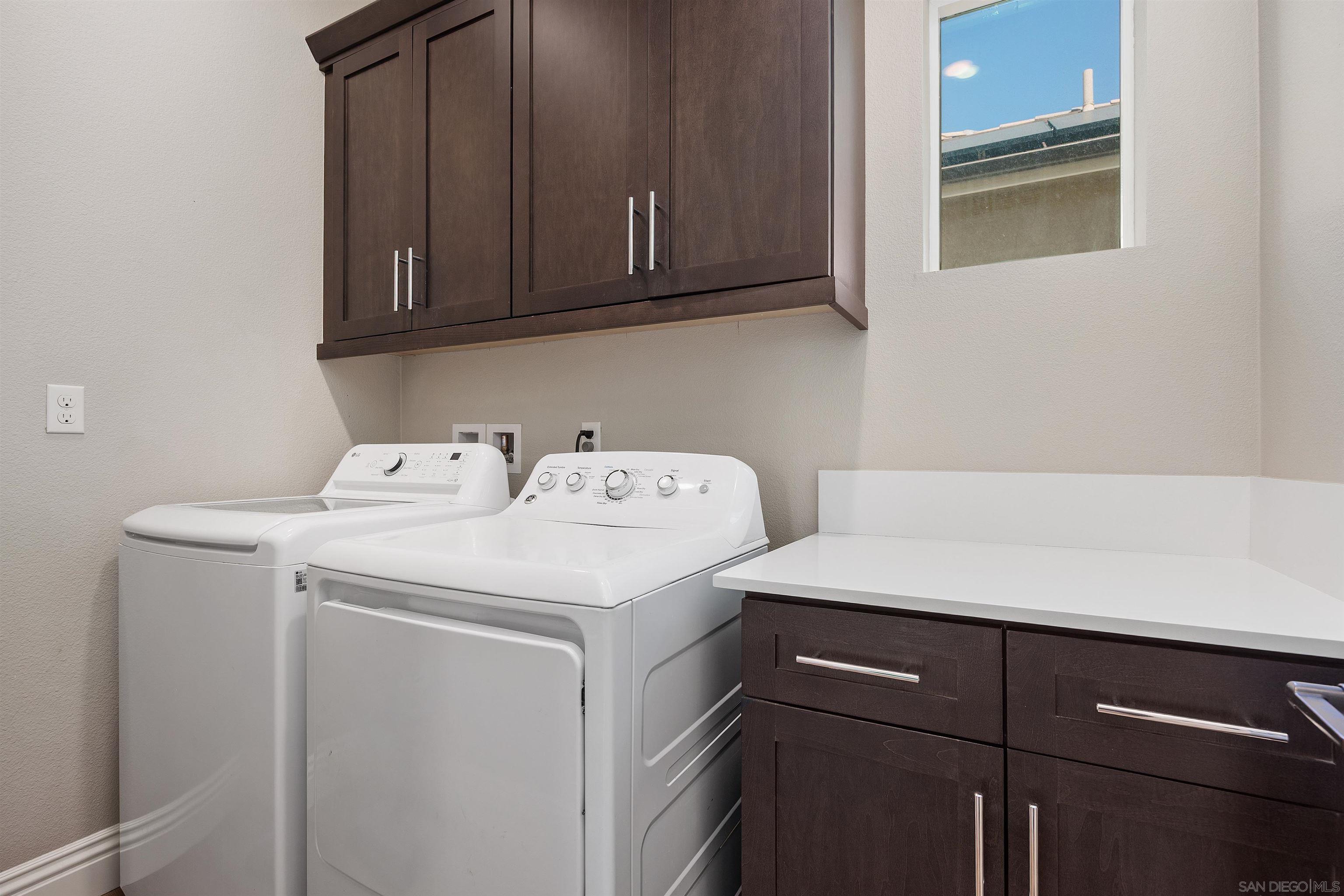 Detail Gallery Image 26 of 47 For 21516  Harmony Village, Escondido,  CA 92029 - 3 Beds | 3/1 Baths