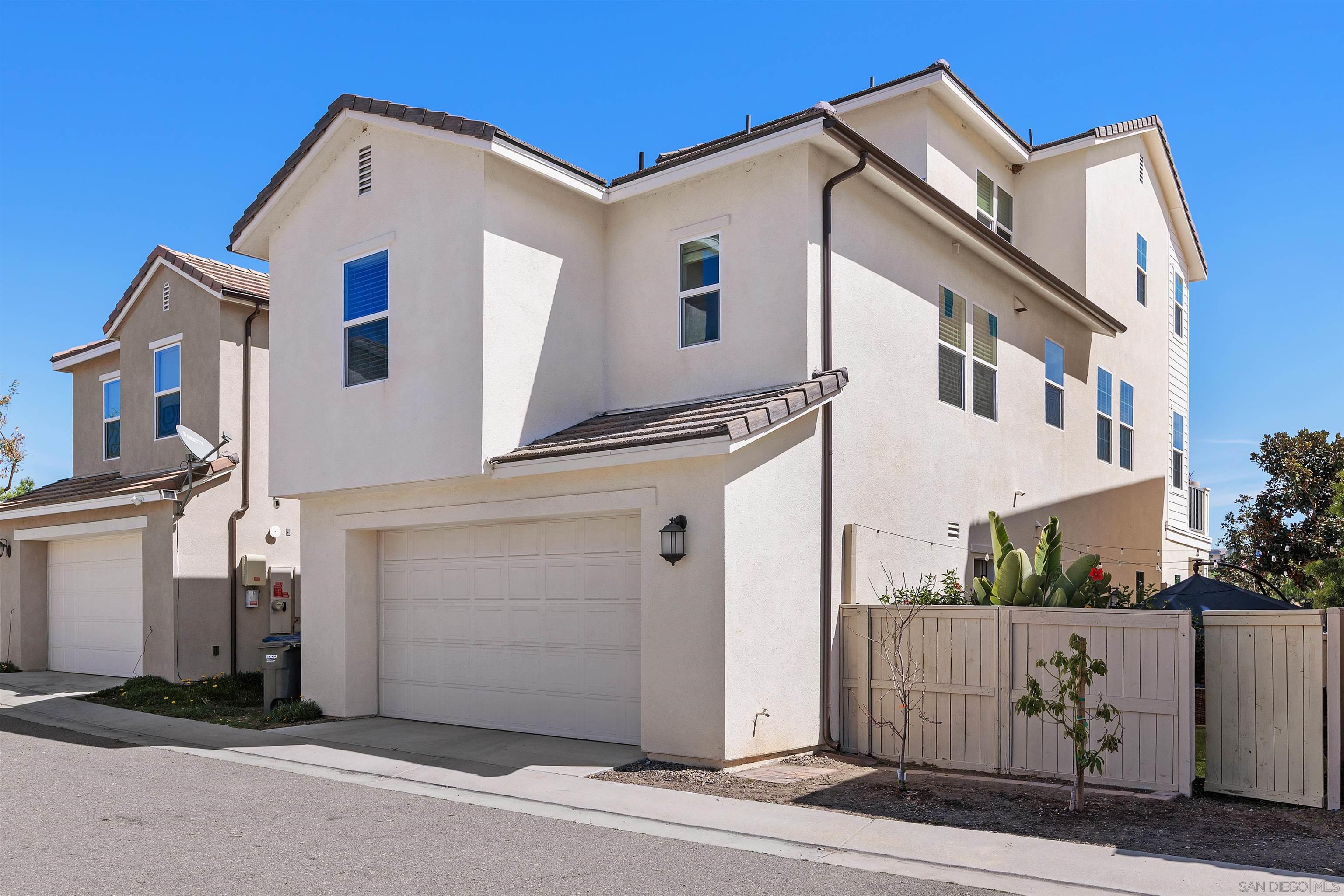 Detail Gallery Image 35 of 47 For 21516  Harmony Village, Escondido,  CA 92029 - 3 Beds | 3/1 Baths
