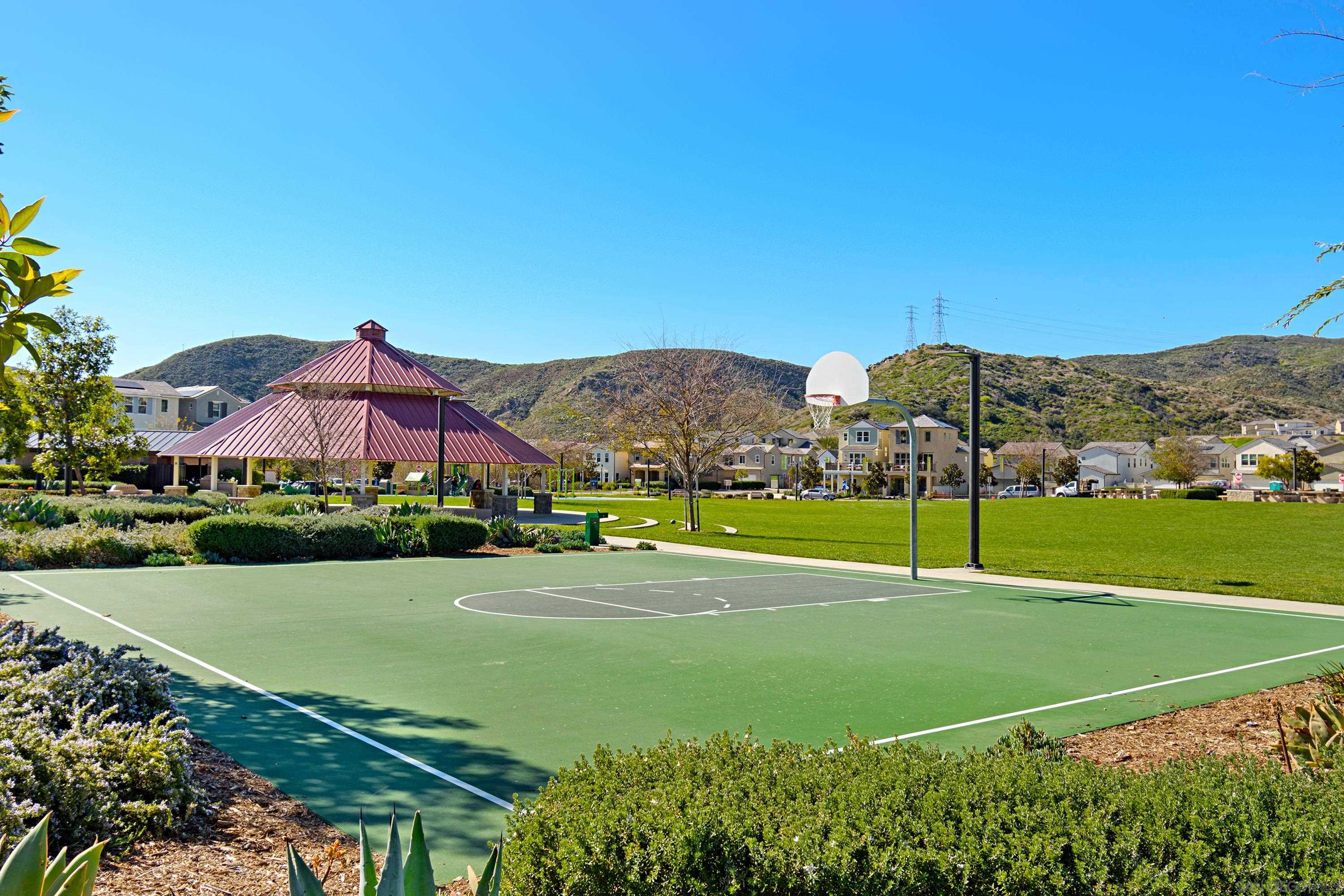 Detail Gallery Image 38 of 47 For 21516  Harmony Village, Escondido,  CA 92029 - 3 Beds | 3/1 Baths