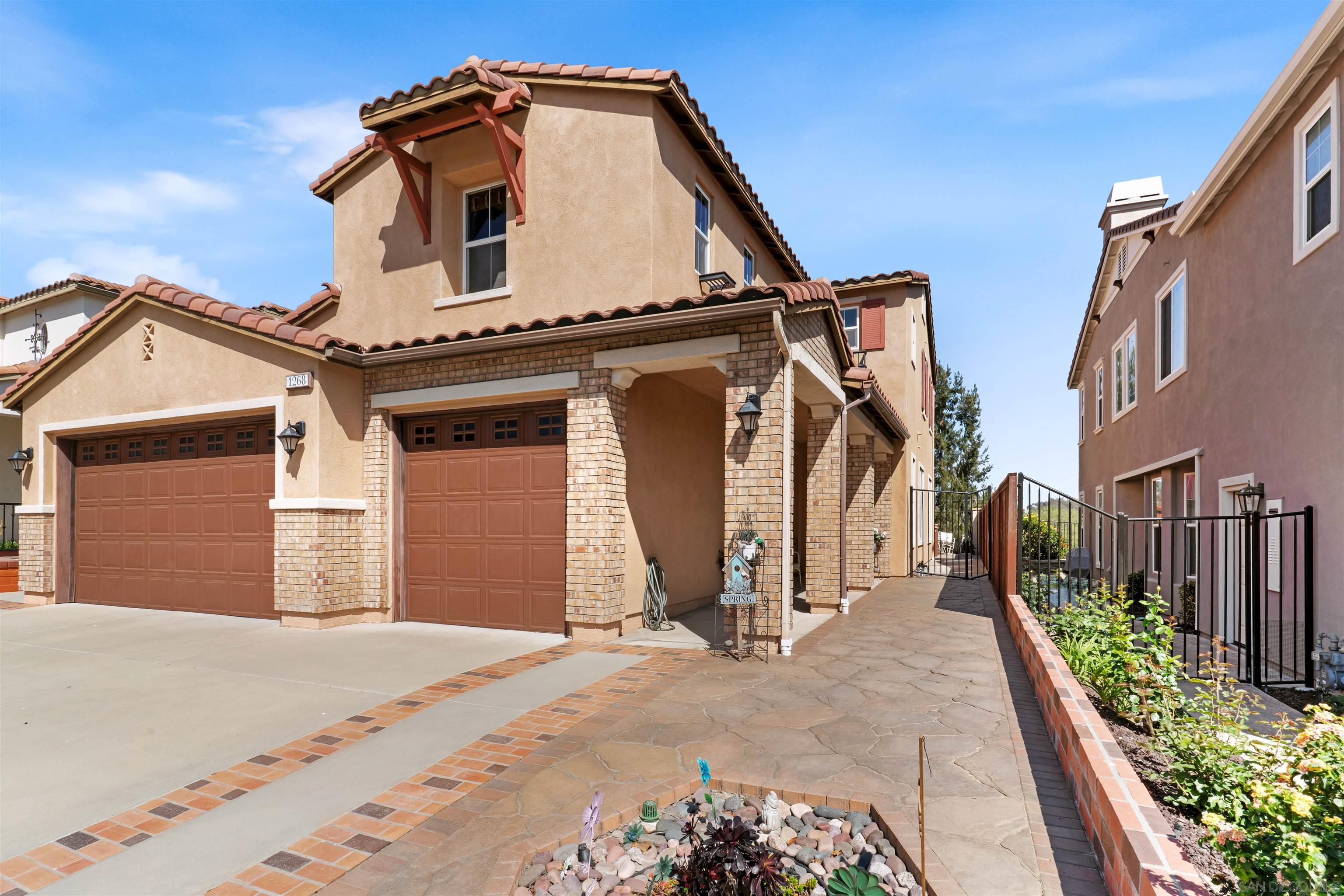 Detail Gallery Image 14 of 65 For 1268  Bellingham Dr., Oceanside,  CA 92057 - 4 Beds | 4/1 Baths