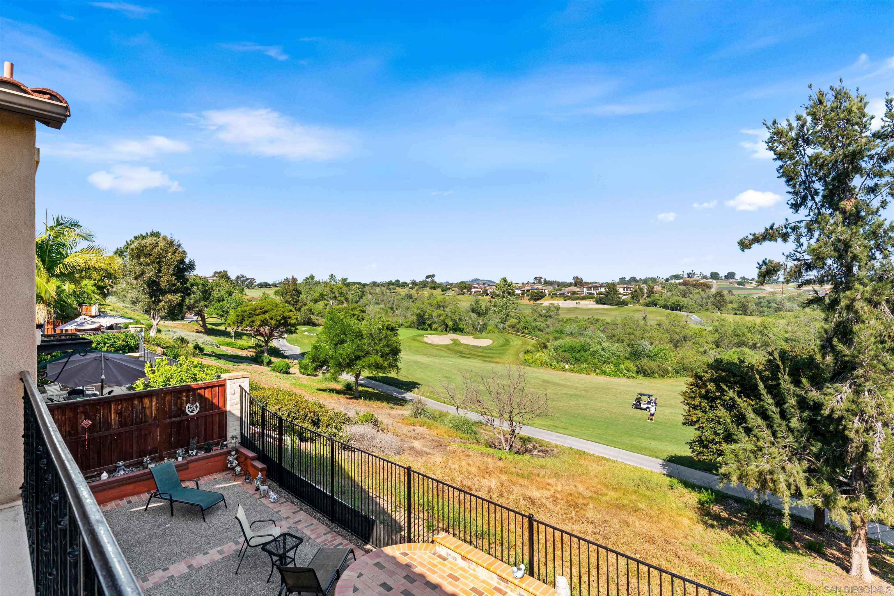 Detail Gallery Image 3 of 65 For 1268  Bellingham Dr., Oceanside,  CA 92057 - 4 Beds | 4/1 Baths