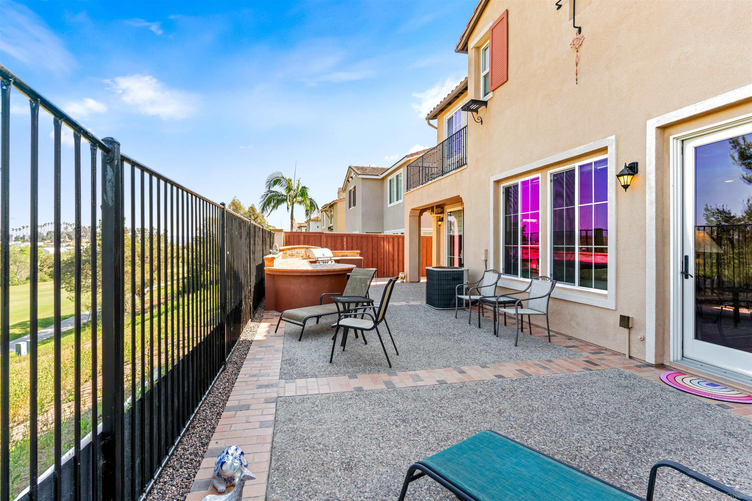 Detail Gallery Image 4 of 65 For 1268  Bellingham Dr., Oceanside,  CA 92057 - 4 Beds | 4/1 Baths