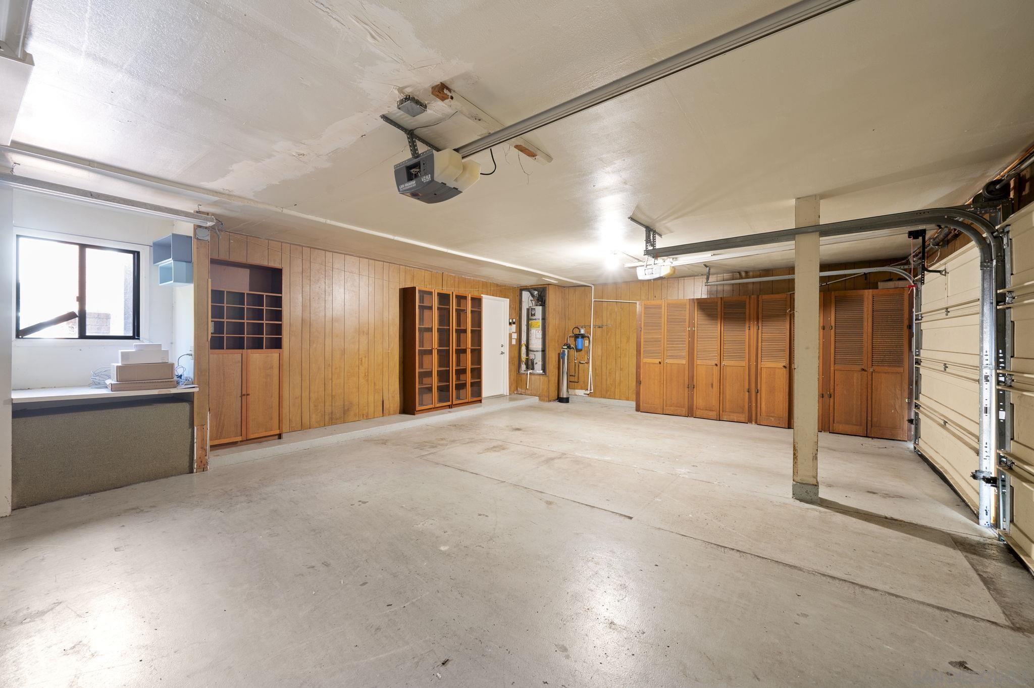 Detail Gallery Image 17 of 21 For 2847  via Posada, La Jolla,  CA 92037 - 4 Beds | 2/1 Baths