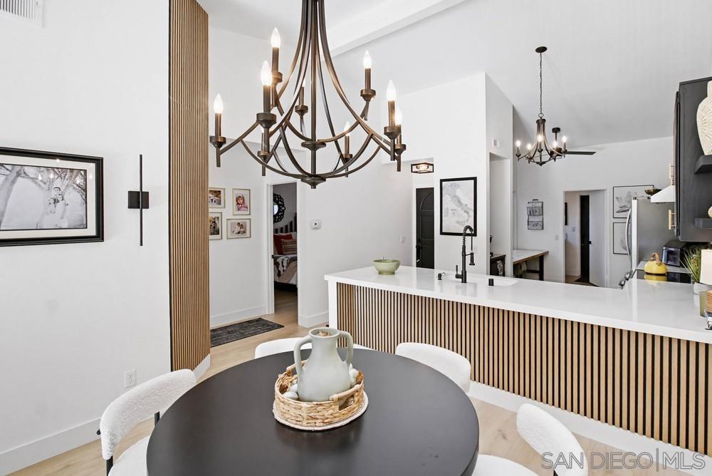 Detail Gallery Image 11 of 41 For 12795  via Moura, San Diego,  CA 92128 - 2 Beds | 2 Baths