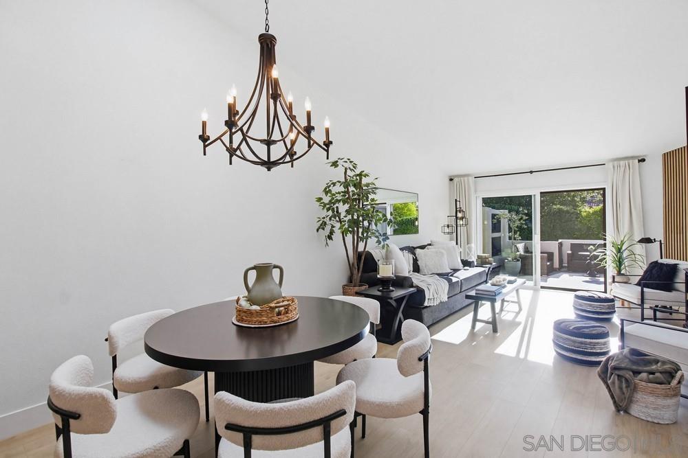 Detail Gallery Image 12 of 41 For 12795  via Moura, San Diego,  CA 92128 - 2 Beds | 2 Baths