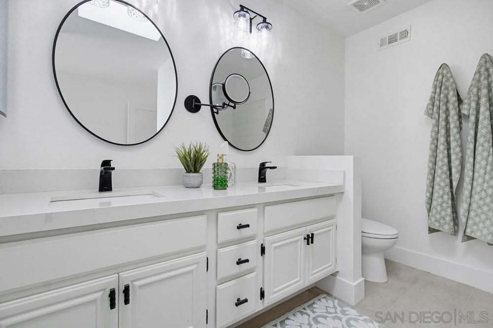 Detail Gallery Image 17 of 41 For 12795  via Moura, San Diego,  CA 92128 - 2 Beds | 2 Baths