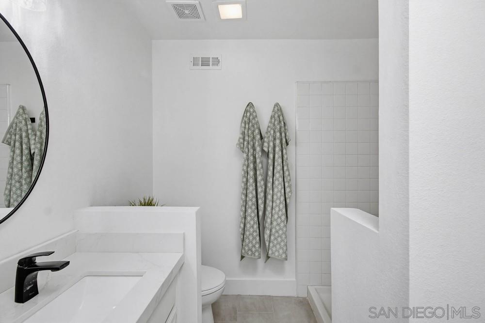 Detail Gallery Image 18 of 41 For 12795  via Moura, San Diego,  CA 92128 - 2 Beds | 2 Baths