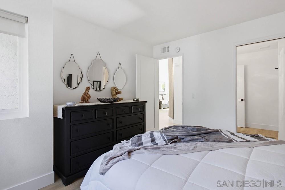 Detail Gallery Image 24 of 41 For 12795  via Moura, San Diego,  CA 92128 - 2 Beds | 2 Baths