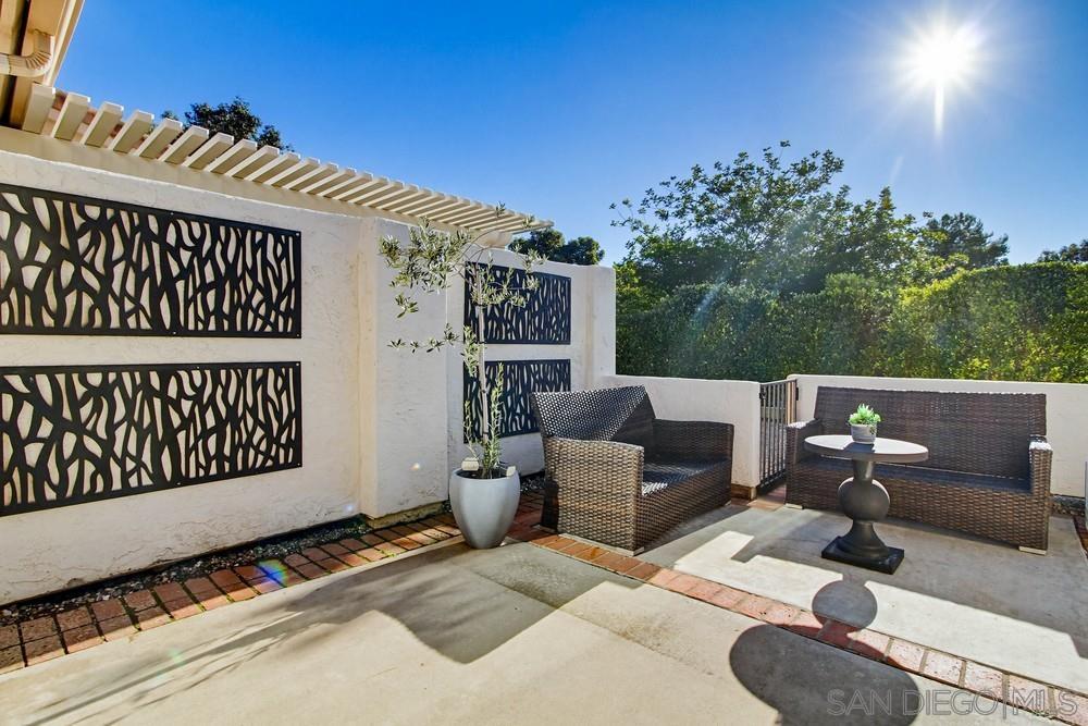 Detail Gallery Image 31 of 41 For 12795  via Moura, San Diego,  CA 92128 - 2 Beds | 2 Baths