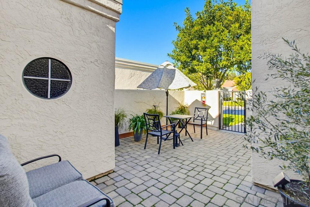 Detail Gallery Image 37 of 41 For 12795  via Moura, San Diego,  CA 92128 - 2 Beds | 2 Baths