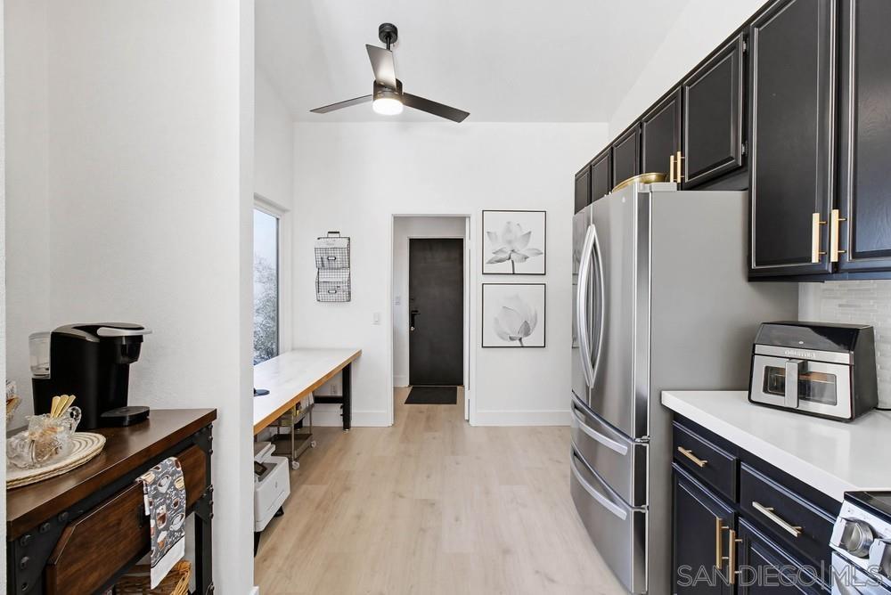 Detail Gallery Image 8 of 41 For 12795  via Moura, San Diego,  CA 92128 - 2 Beds | 2 Baths