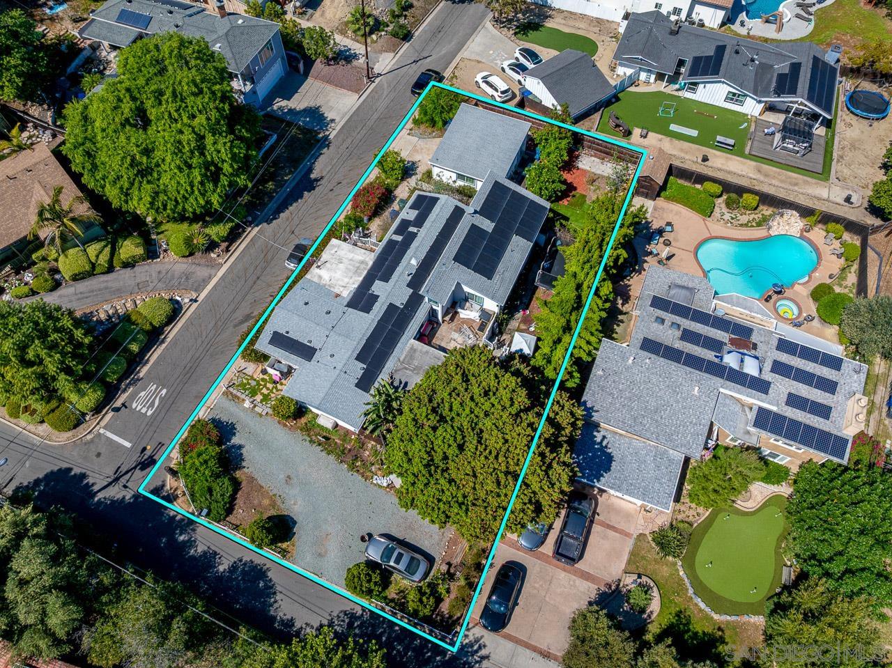 Detail Gallery Image 9 of 12 For 1210  Pine Drive, El Cajon,  CA 92020 - 3 Beds | 2/1 Baths